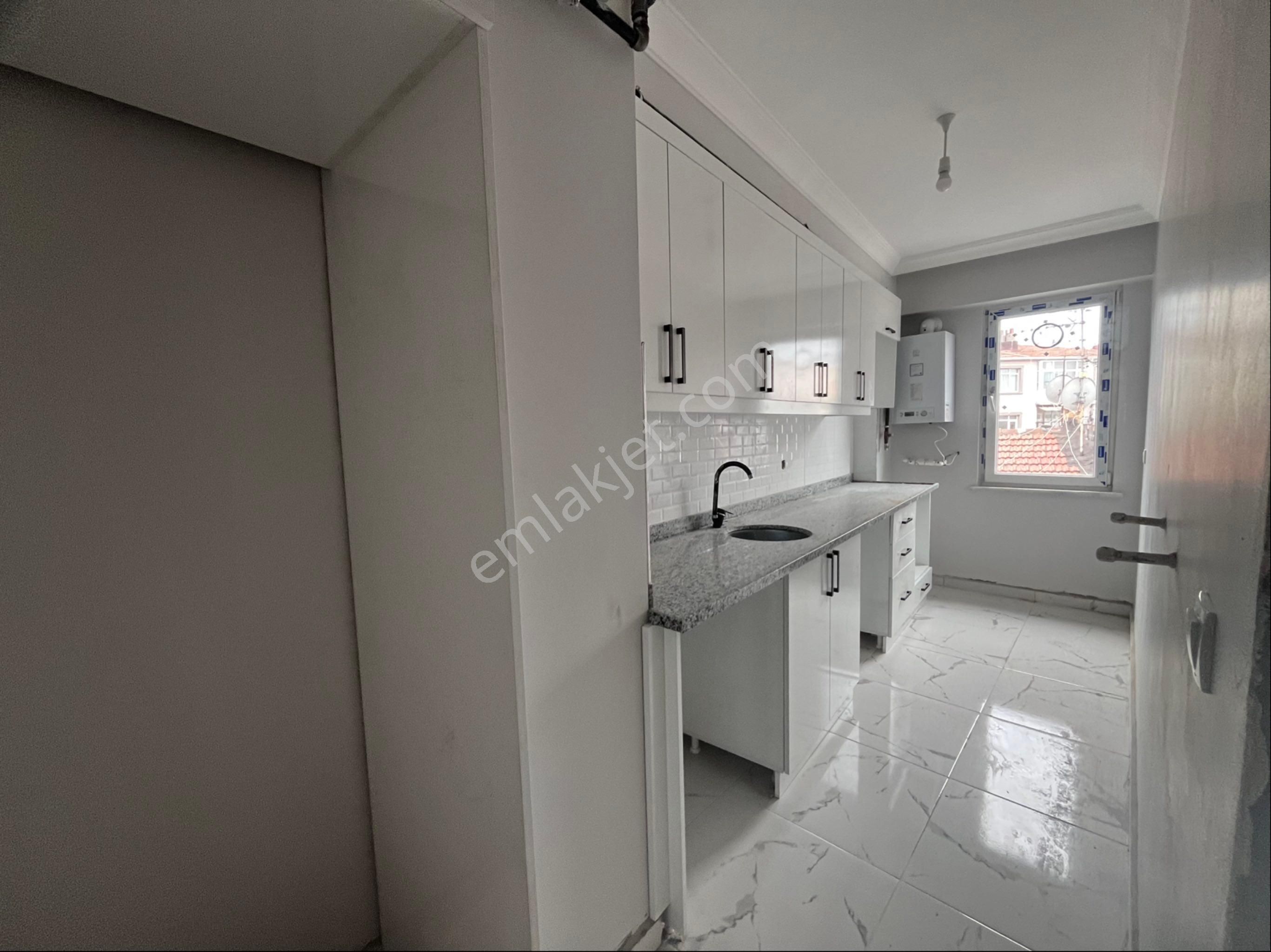 Ecem Emlaktan Kocamustafapaşa Merkezde Sıfır Daire - Görsel 3