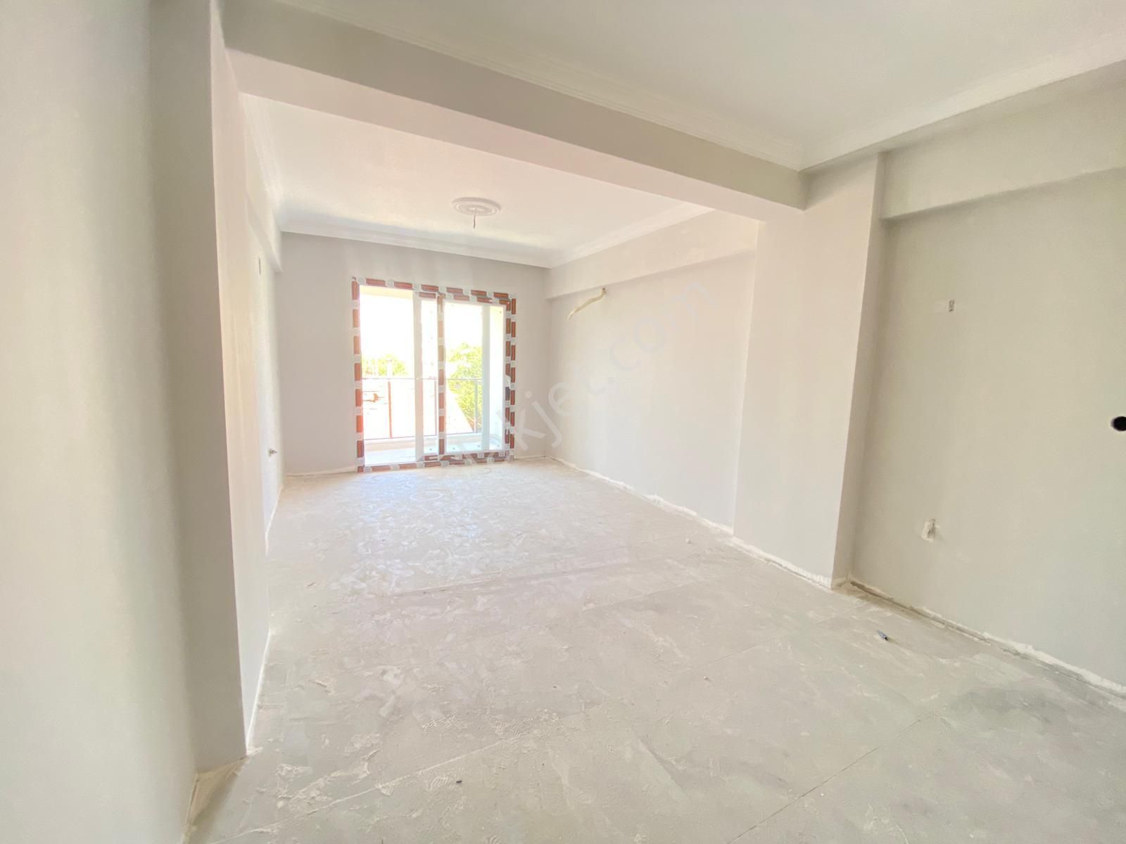 Yeni Mahallede Yatırıma Uygun Balkonlu Yerden Isıtmalı Sıfır Daire
