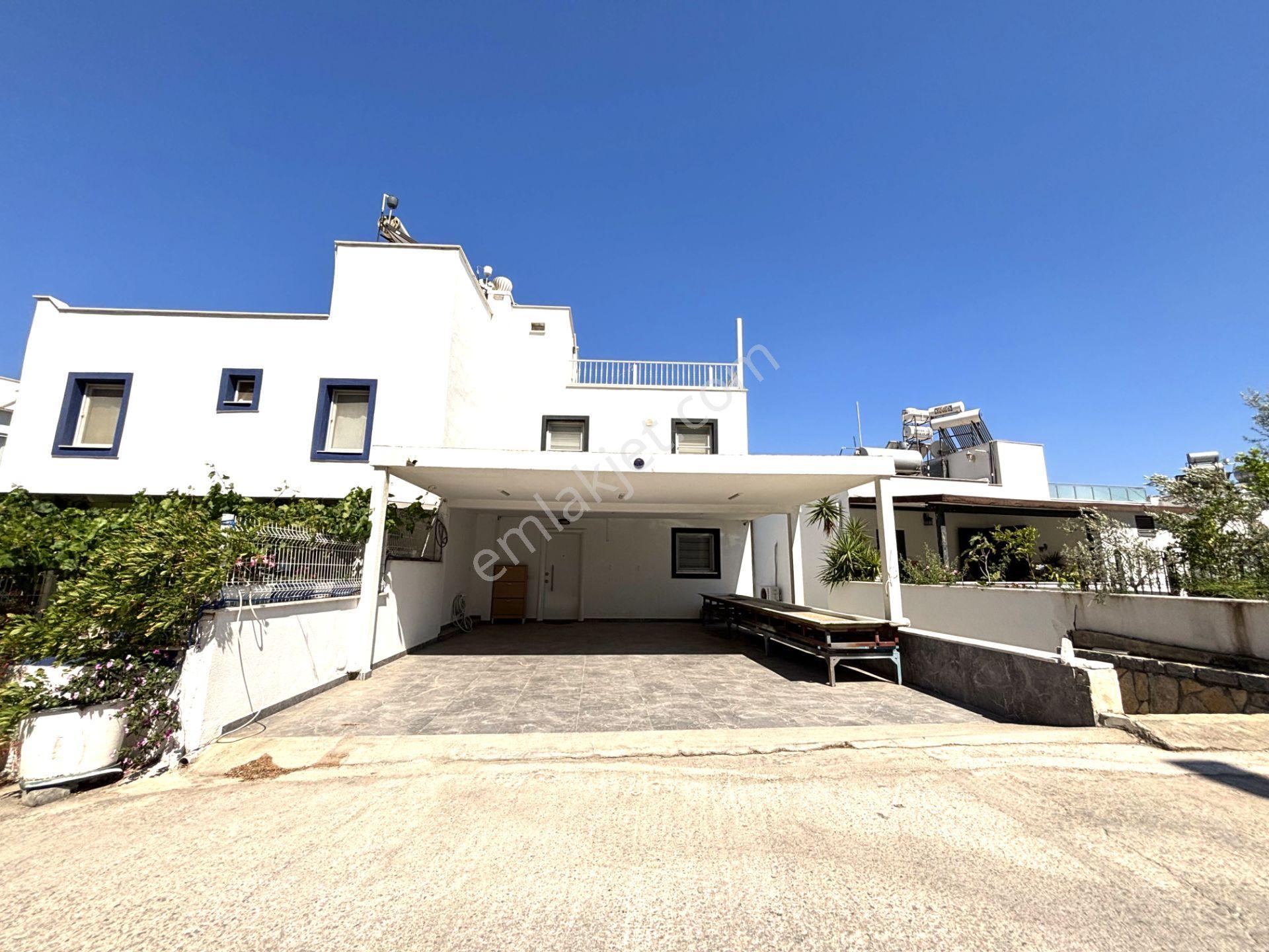 Bodrum Kiralık Gündoğan'da Deniz Manzaralı Dubleks Yazlık Villa - Görsel 22