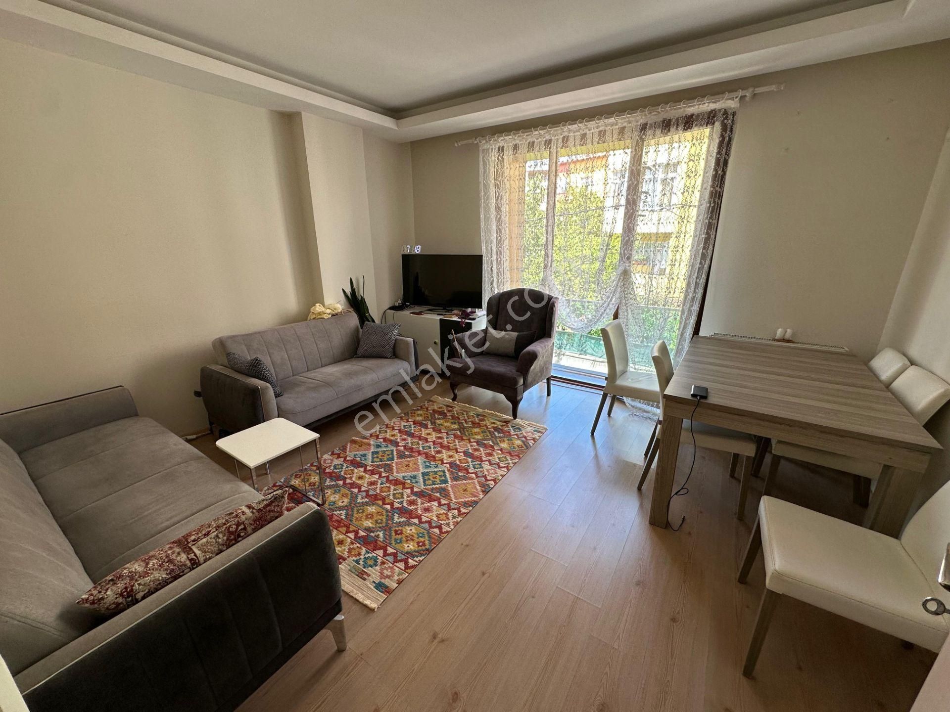 Soğanlıkta Ana Caddeye Yürüme Krediye Uygun Satılık 2+1 Daire