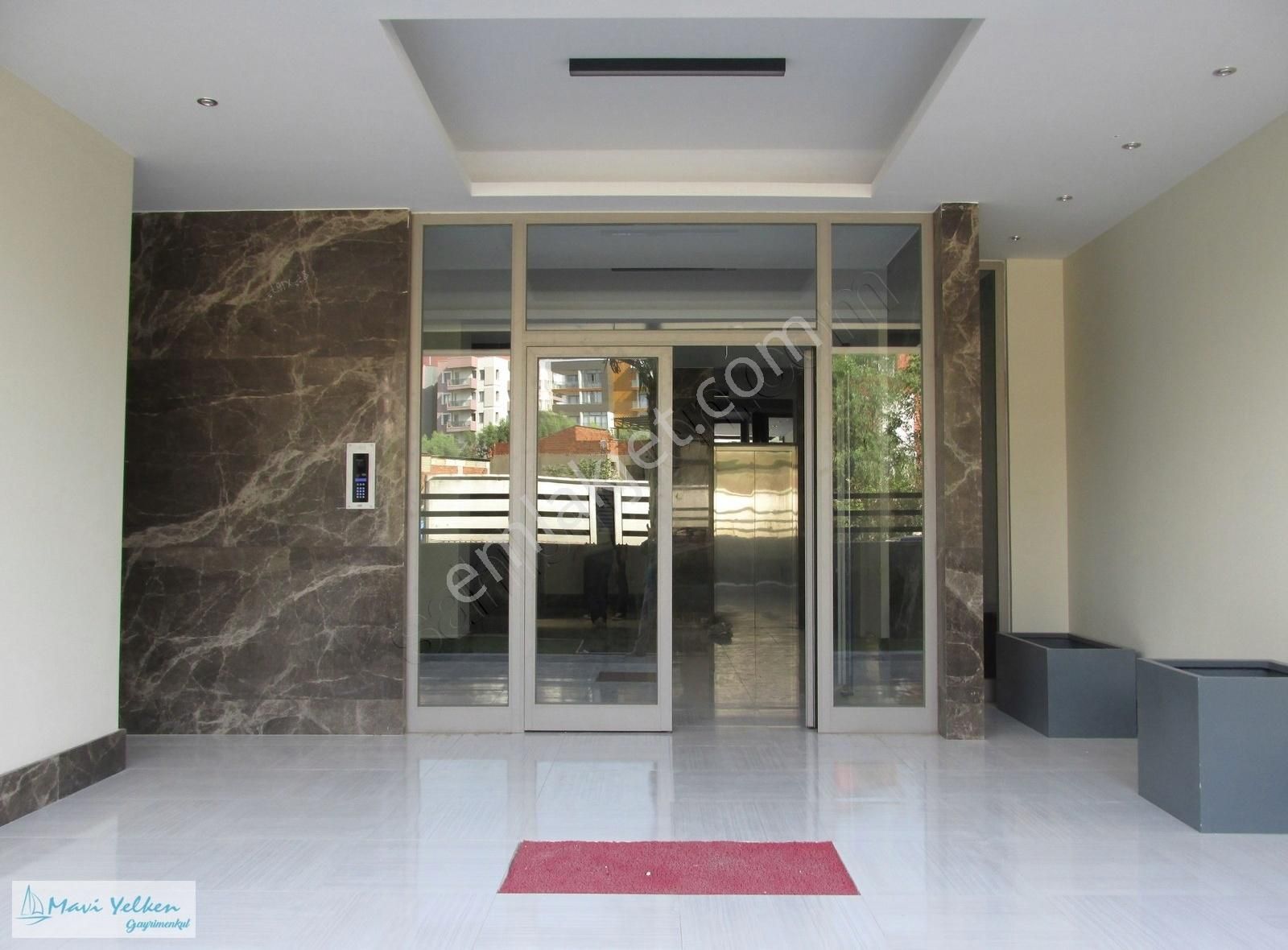 Bornova Goldiva Kuzey'de 10. Kat 3+1 145 M2 Satılık Daire