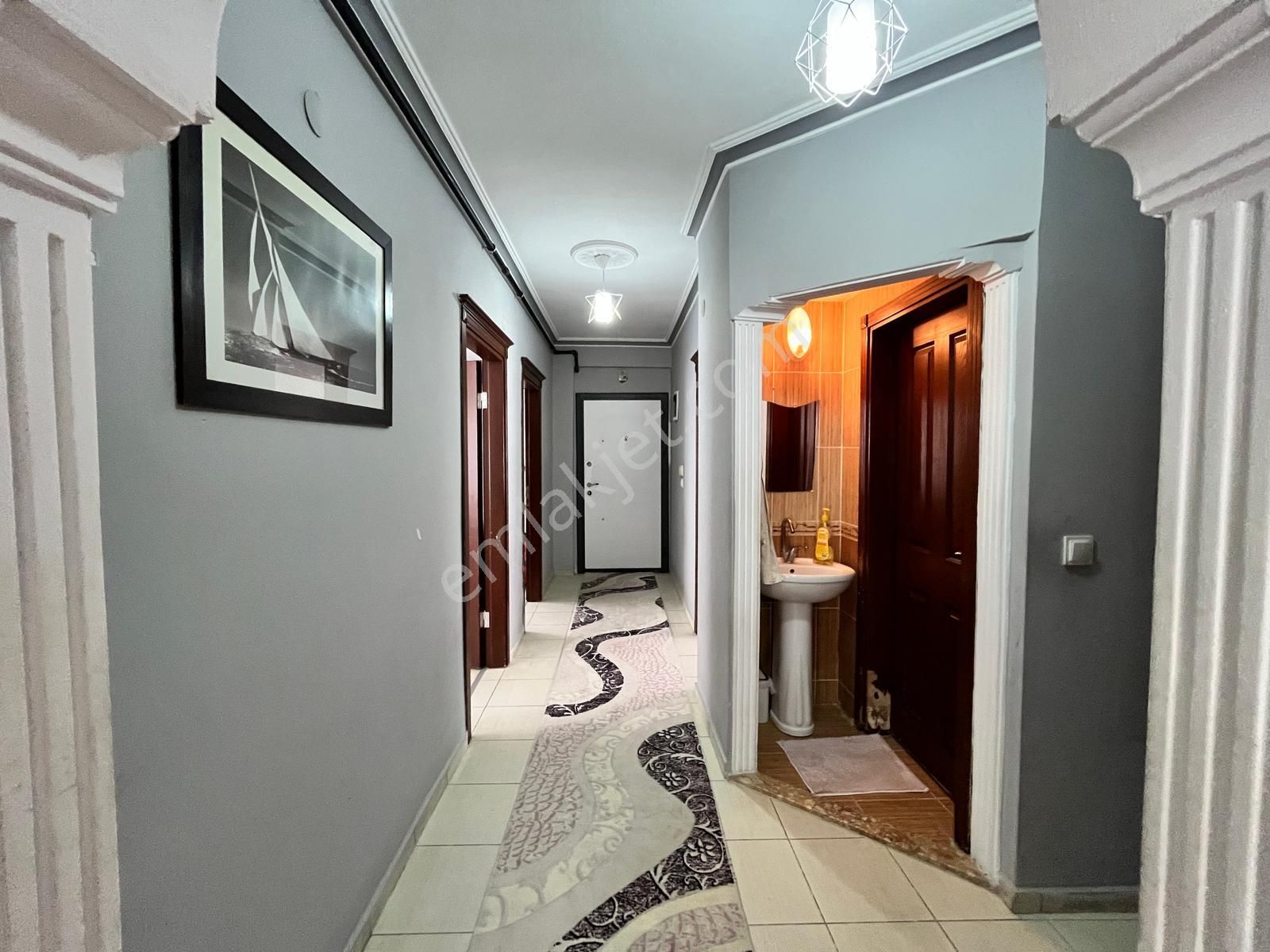 3+1 Mevlana Lokanta Arkası D.gazlı Ayrı Mutfak Otoparklı - Görsel 23