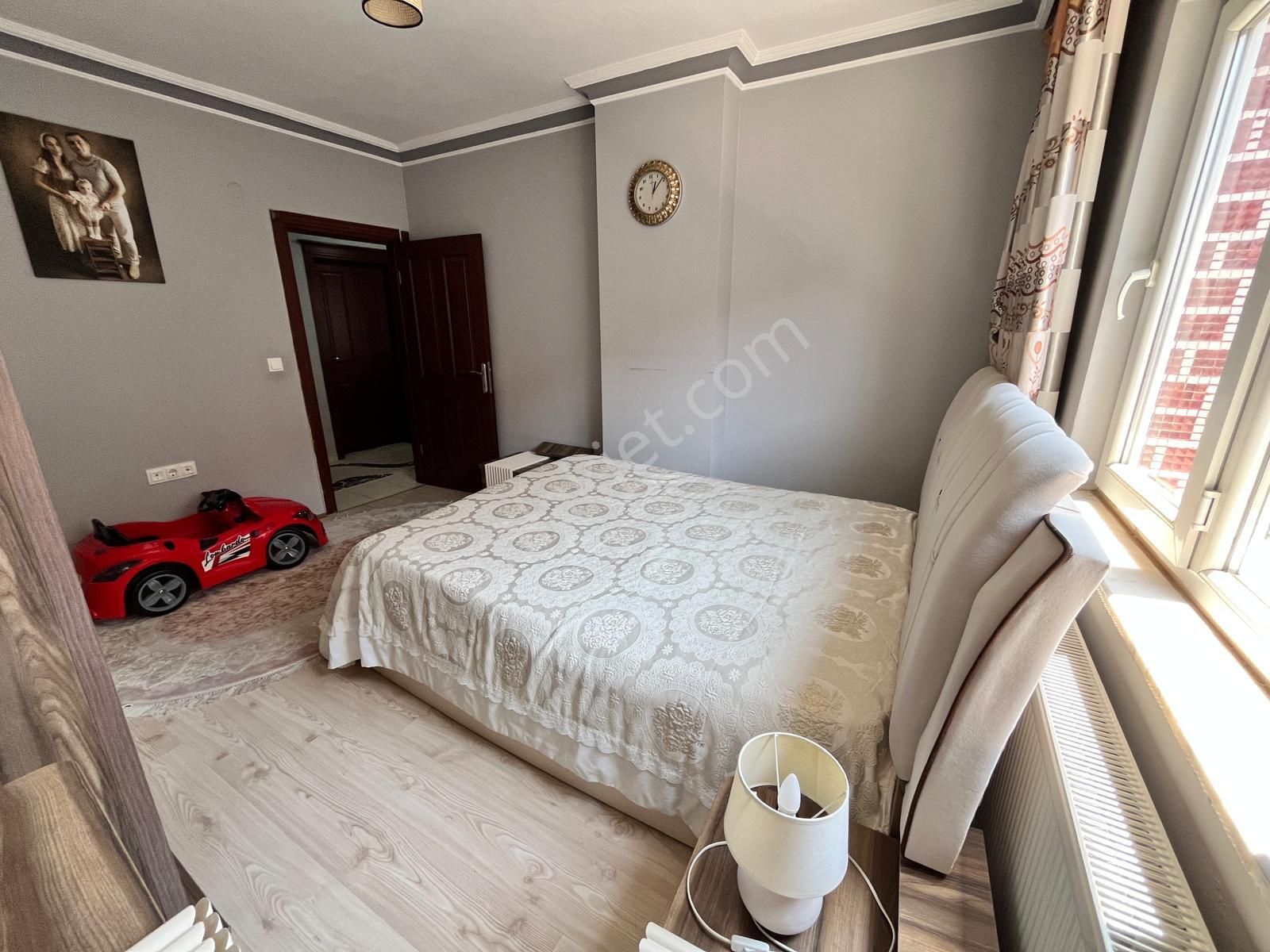 3+1 Mevlana Lokanta Arkası D.gazlı Ayrı Mutfak Otoparklı - Görsel 19