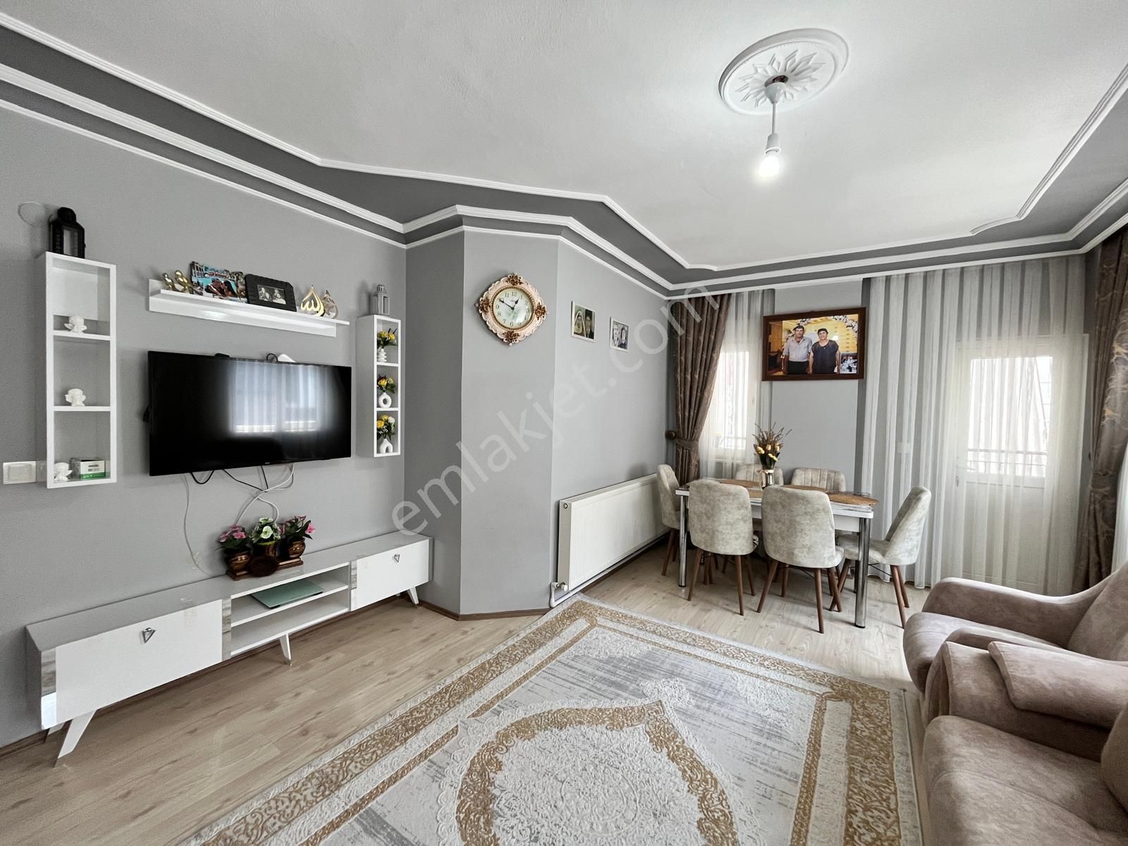 3+1 Mevlana Lokanta Arkası D.gazlı Ayrı Mutfak Otoparklı - Görsel 4