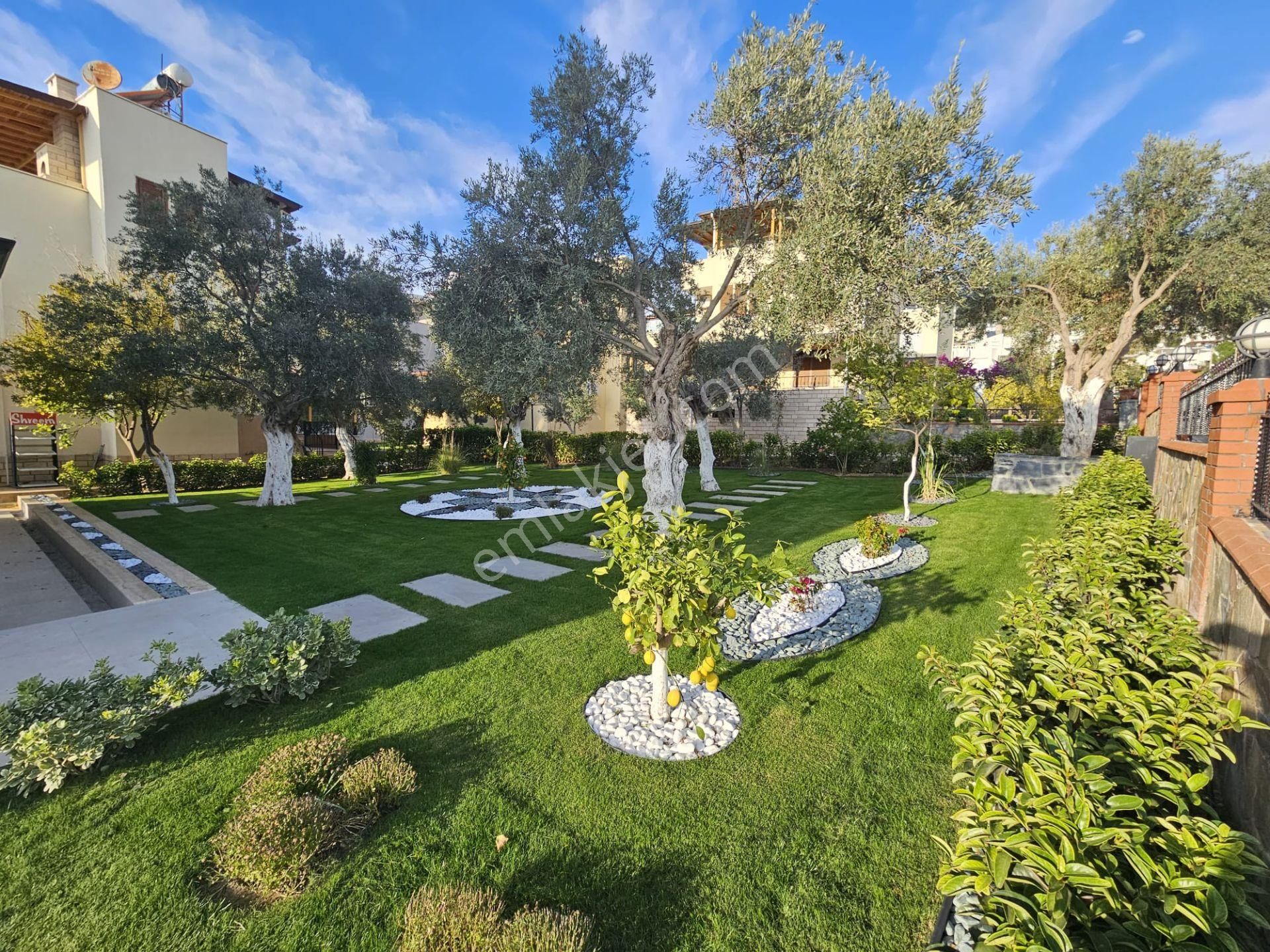 Denize 150 Metre Panoramik Deniz Manzaralı Tam Müstakil Villa - Görsel 13