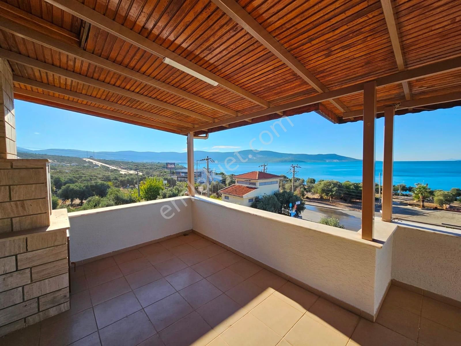 Denize 150 Metre Panoramik Deniz Manzaralı Tam Müstakil Villa - Görsel 32