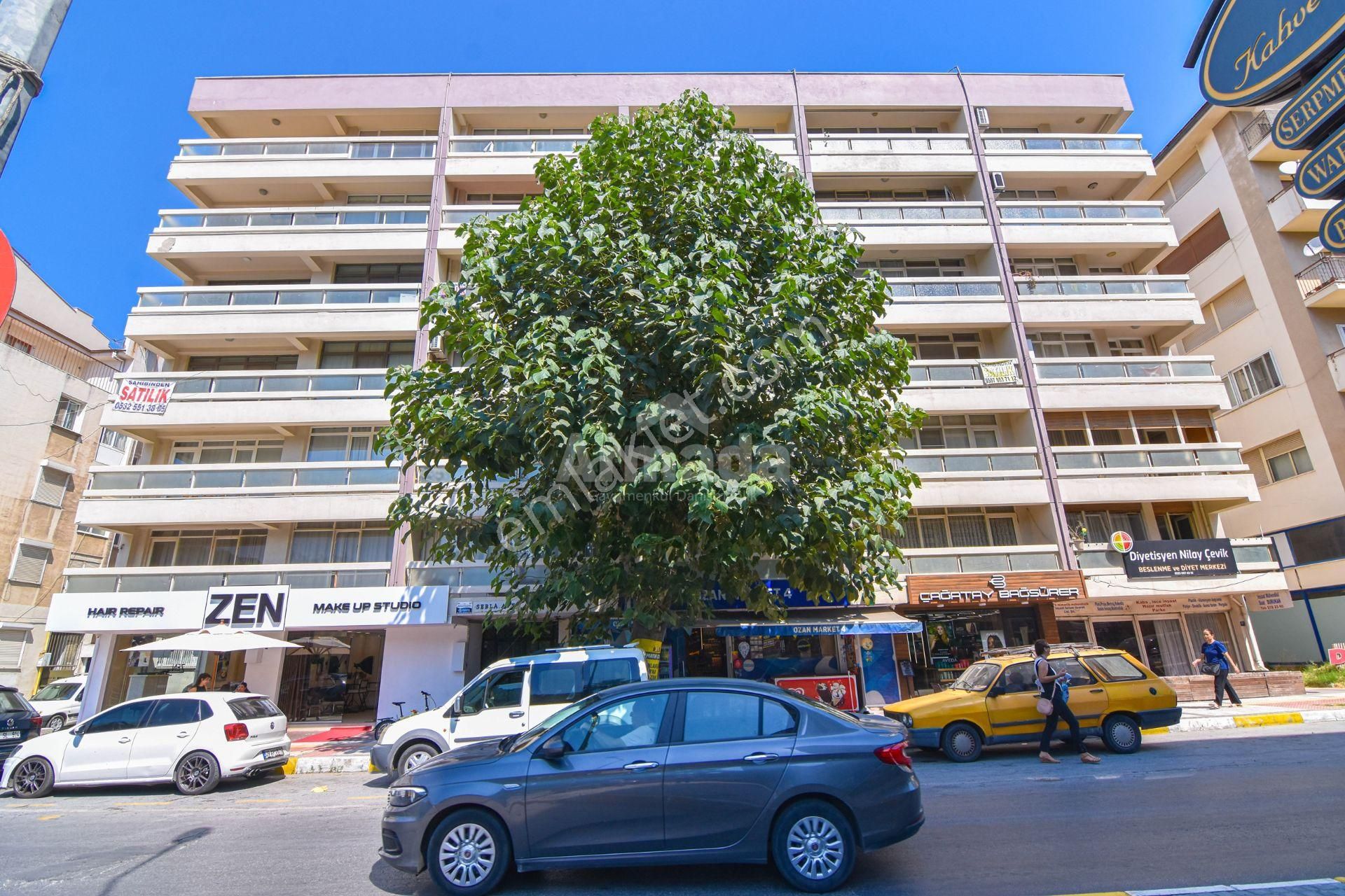 Söke Aydın Caddesi'nde Sebla Apartmanında 2+1 Daire