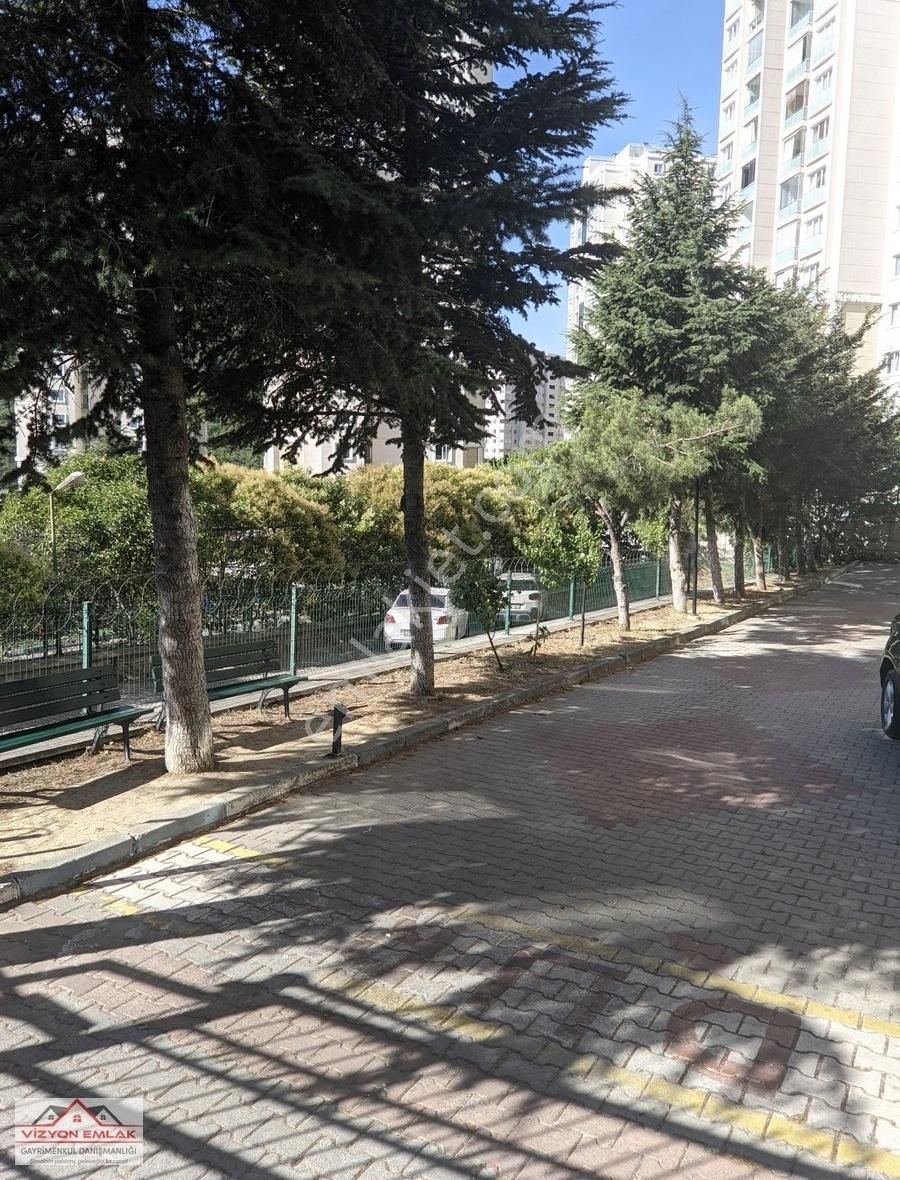 Simge Sitesi'nde Boş Daire 3+1 115 M² Kombili Hemen Taşın