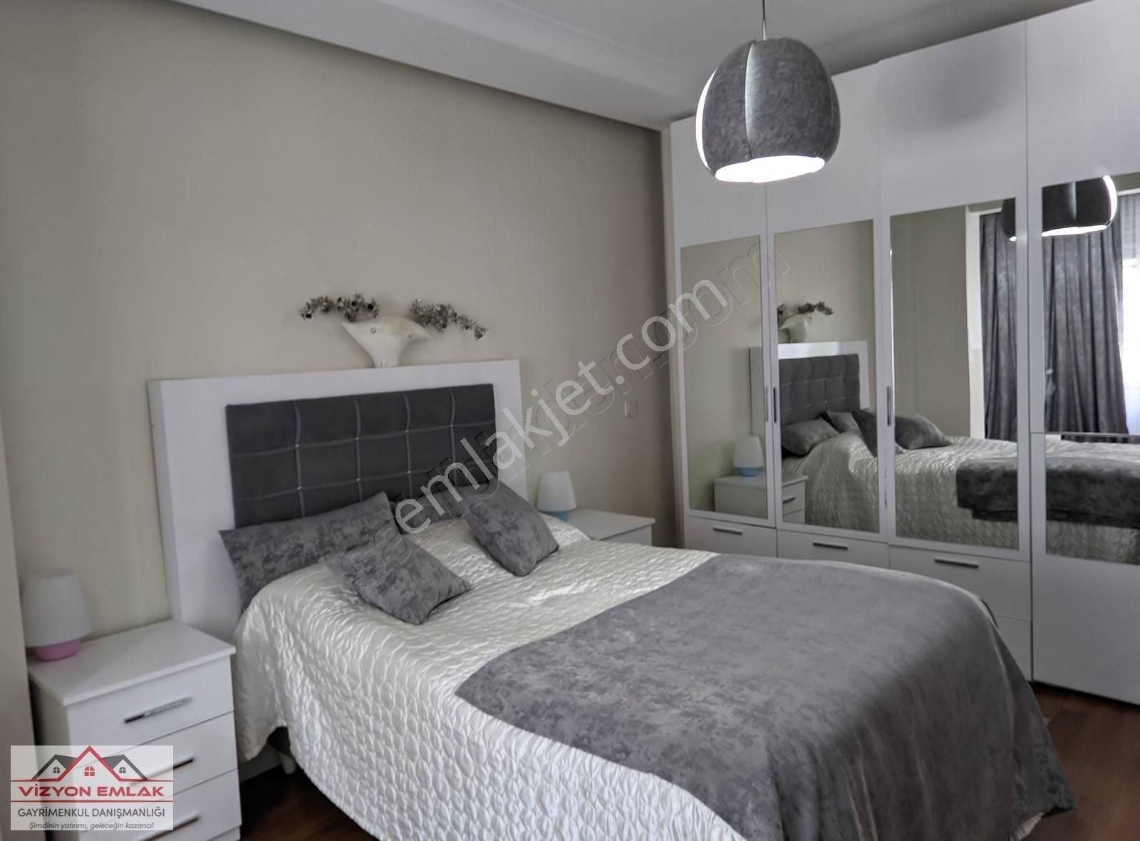 Marmaray Ve M. Yoluna Yakın 3+1 145 M² Balkonlu Otoparklı - Görsel 4