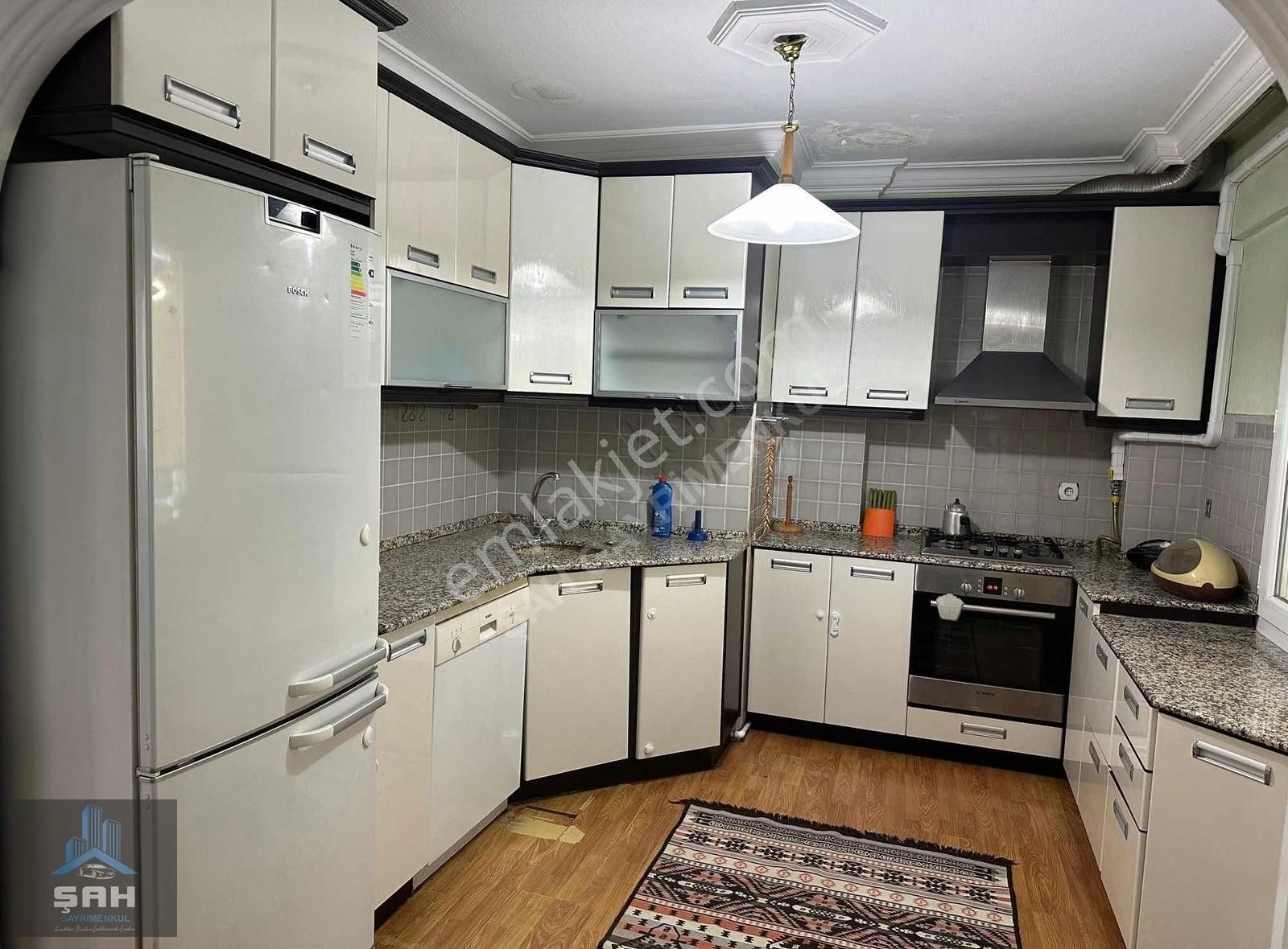 Şah'tan İstasyon Mah'de Park Karşısı 3+1 Kiralık Dubleks Daire