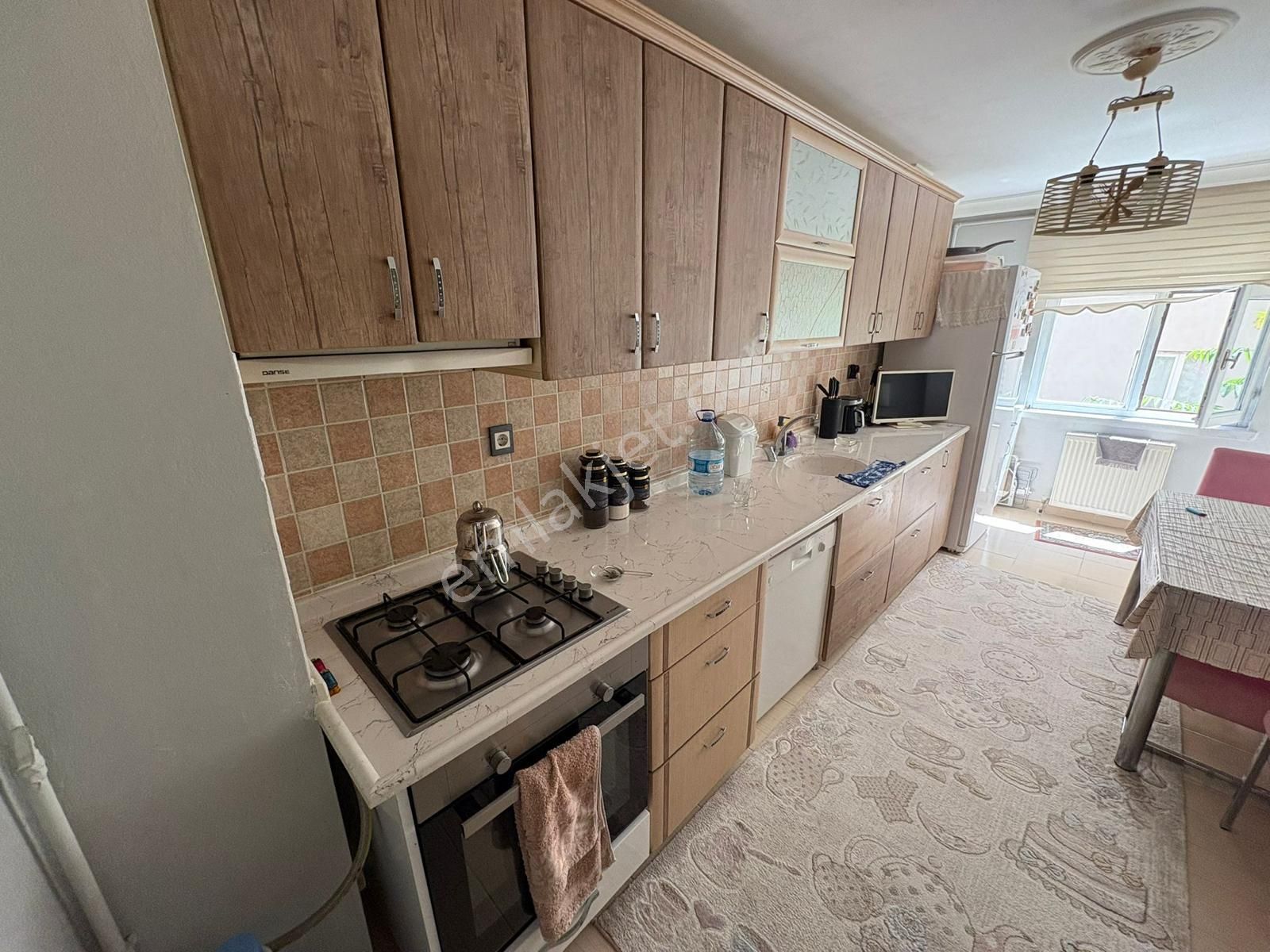 Etimesgut Topçu Mh De 3+1 Bağımsız Asansörlü Ebevyn Banyolu Daire