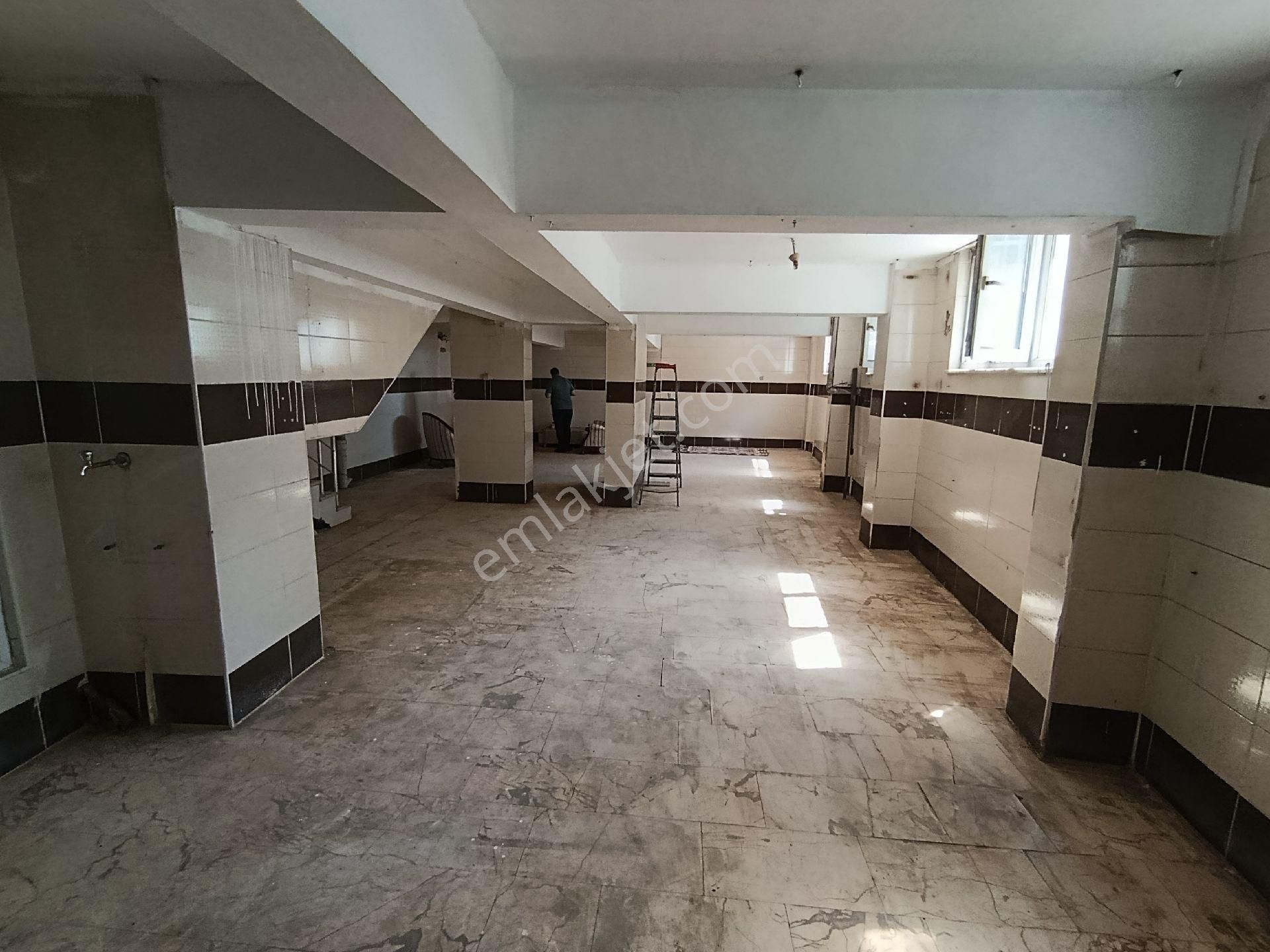 F.akboga İnşaattan Malkoçoğlu Mah Satılık Depolu Dükkan Köşe Başı 240 M2