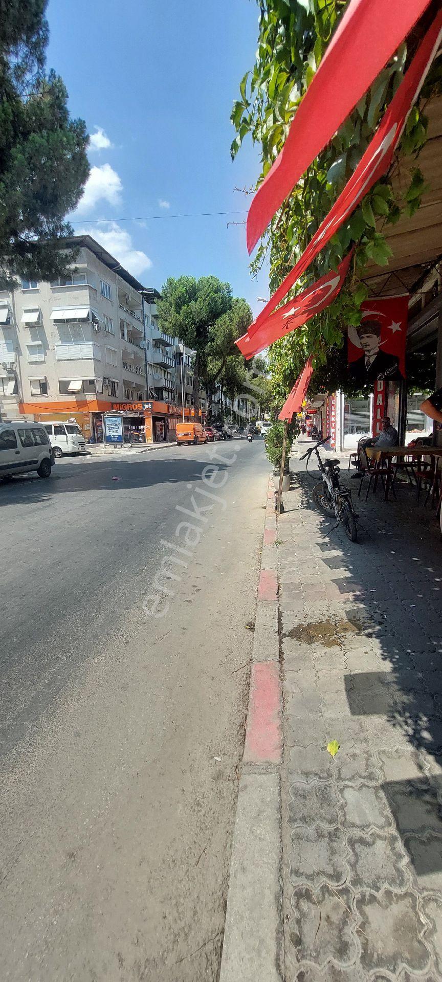 Demir Emlaktan Satılık Dükkan Karakol Mevkii Cadde Üzeri Muhteşem Konumda - Görsel 14
