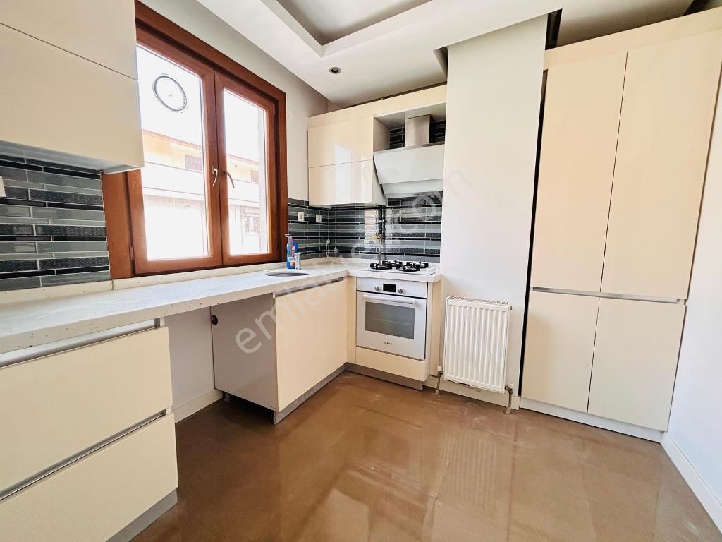 Kaçmaz'dan Ön Cephe Ayrı Mutfaklı Geniş Teraslı Lüks 4+2!! - Görsel 23