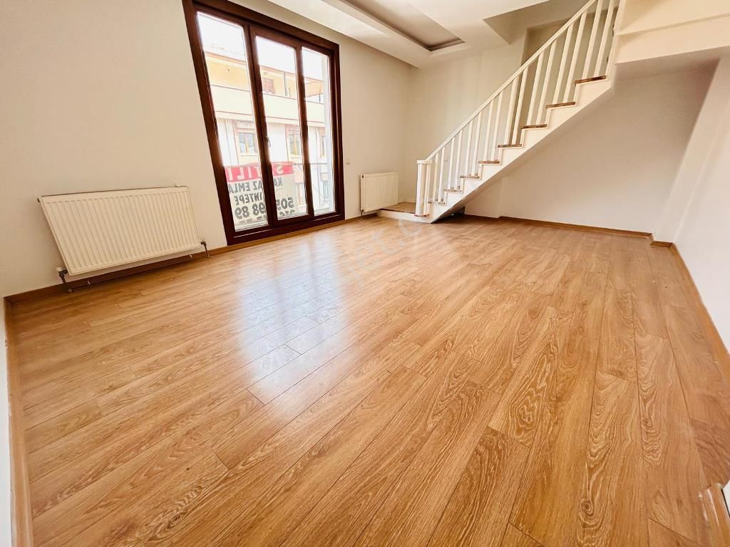 Kaçmaz'dan Ön Cephe Ayrı Mutfaklı Geniş Teraslı Lüks 4+2!! - Görsel 20