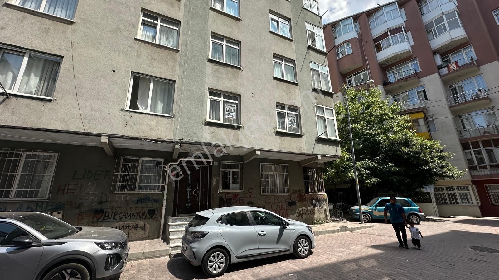 Bahçelievler Siyavuşpaşa Satılık 2+1 Ara Kat Fırsat Daire. Vizyon