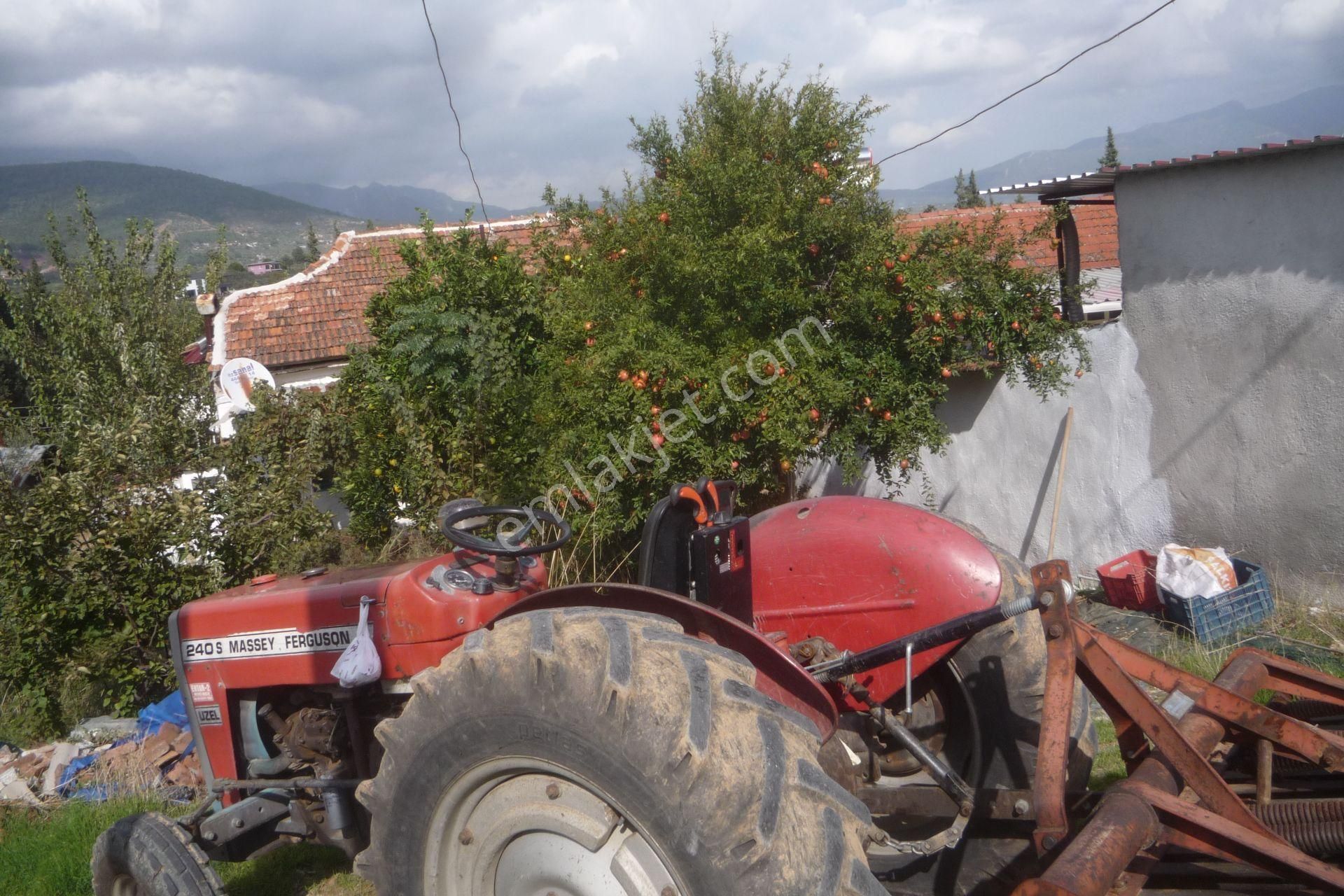 İzmir Torbalı Gold Emlaktan Çakırbeylide Satılık Köy Evi - Görsel 6
