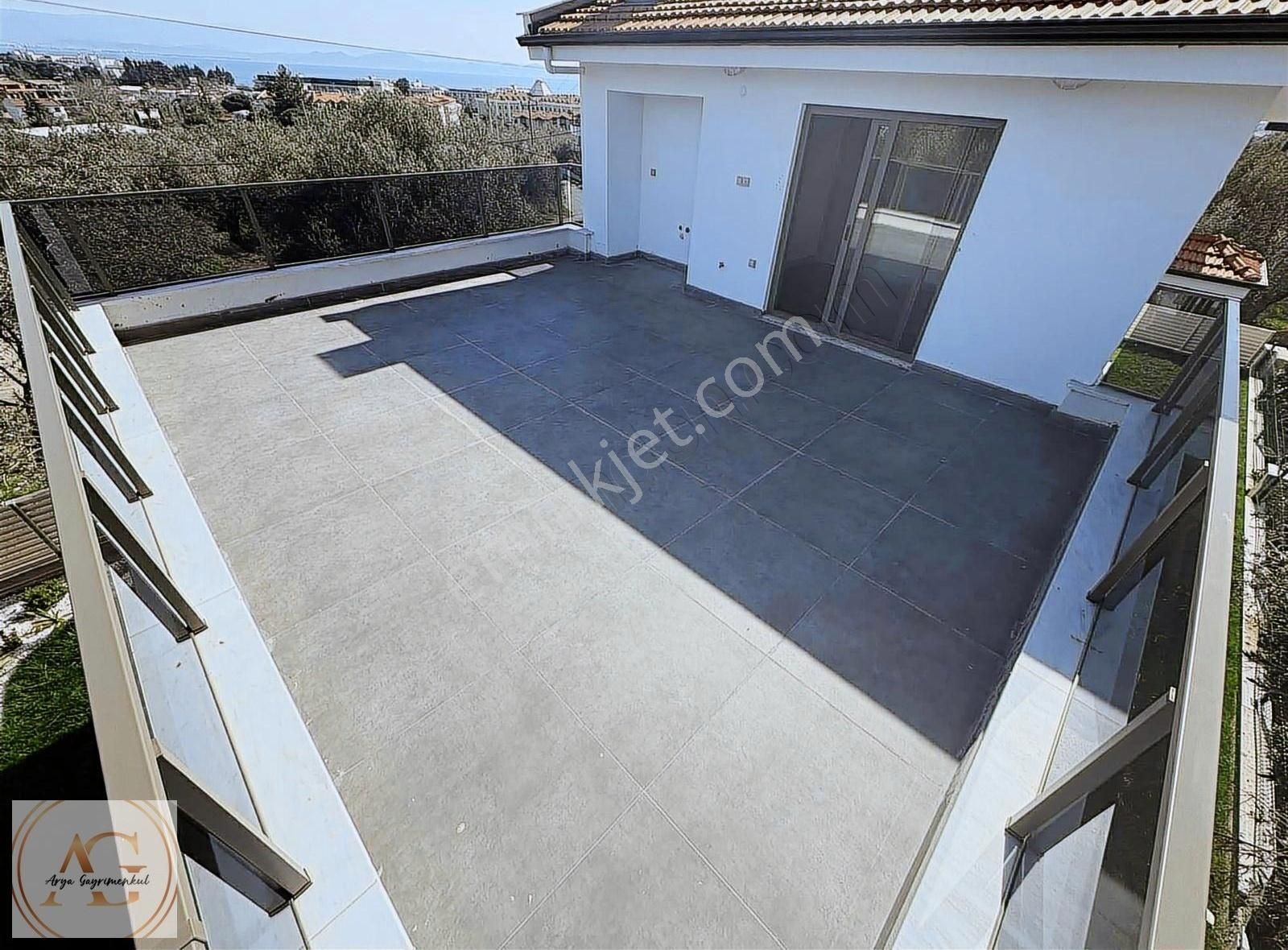 Arya'da Güre Merkezde Deniz Ve Dağ Manzaralı Bağımsız Villa - Görsel 26