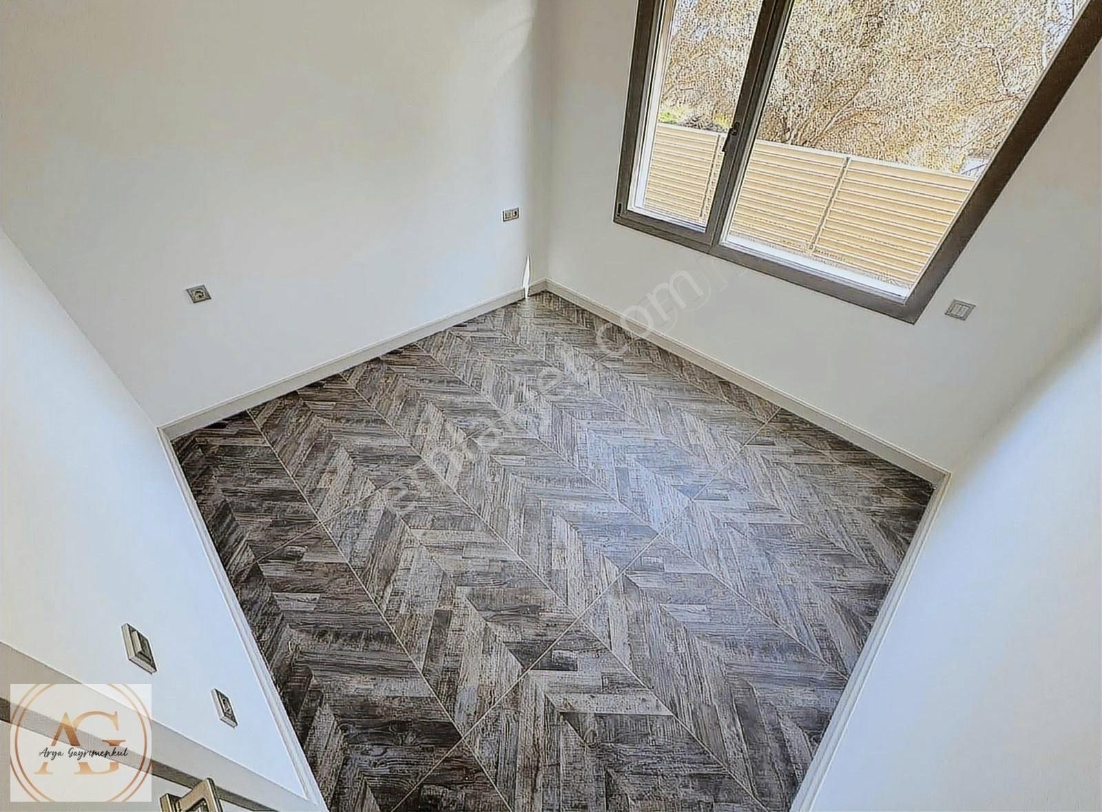 Arya'da Güre Merkezde Deniz Ve Dağ Manzaralı Bağımsız Villa - Görsel 27