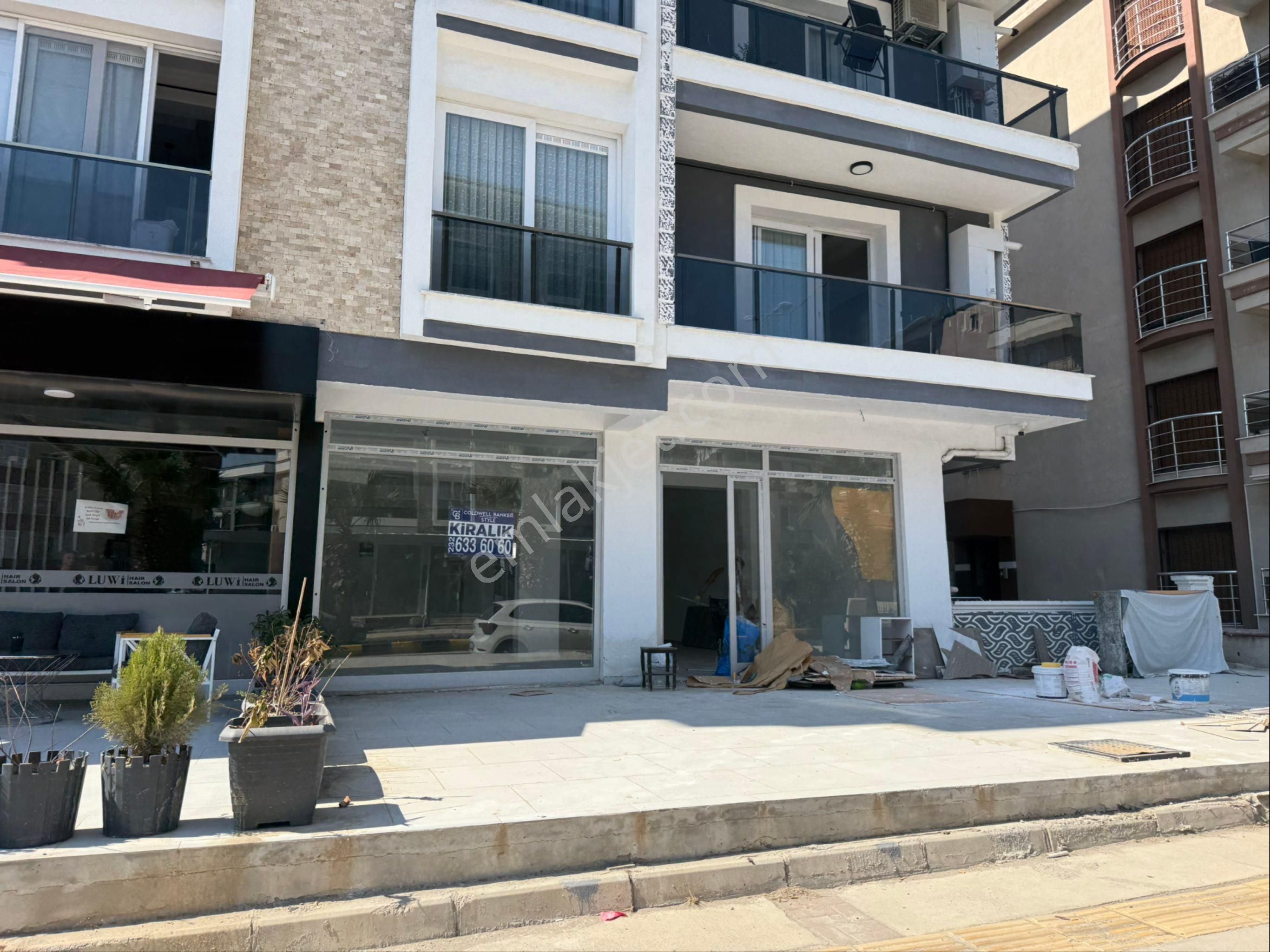 İsmet İnönü'de Cadde Üzerinde 175m2 Kiralık Dükkan