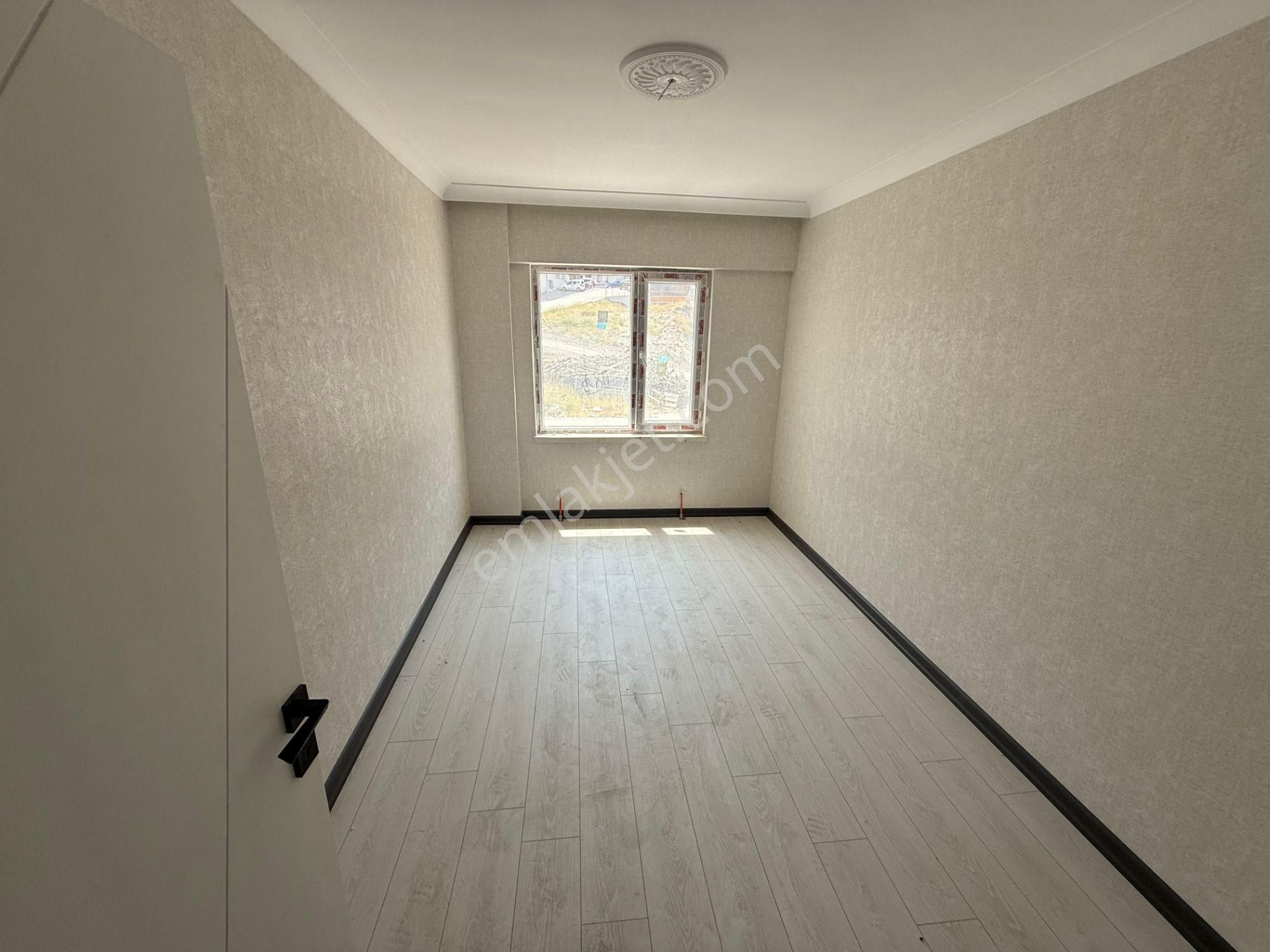 Keçiörende 3+1 Cadde Yakın Sıfır İskanlı Teras Balkonlu Öncepheli - Görsel 21