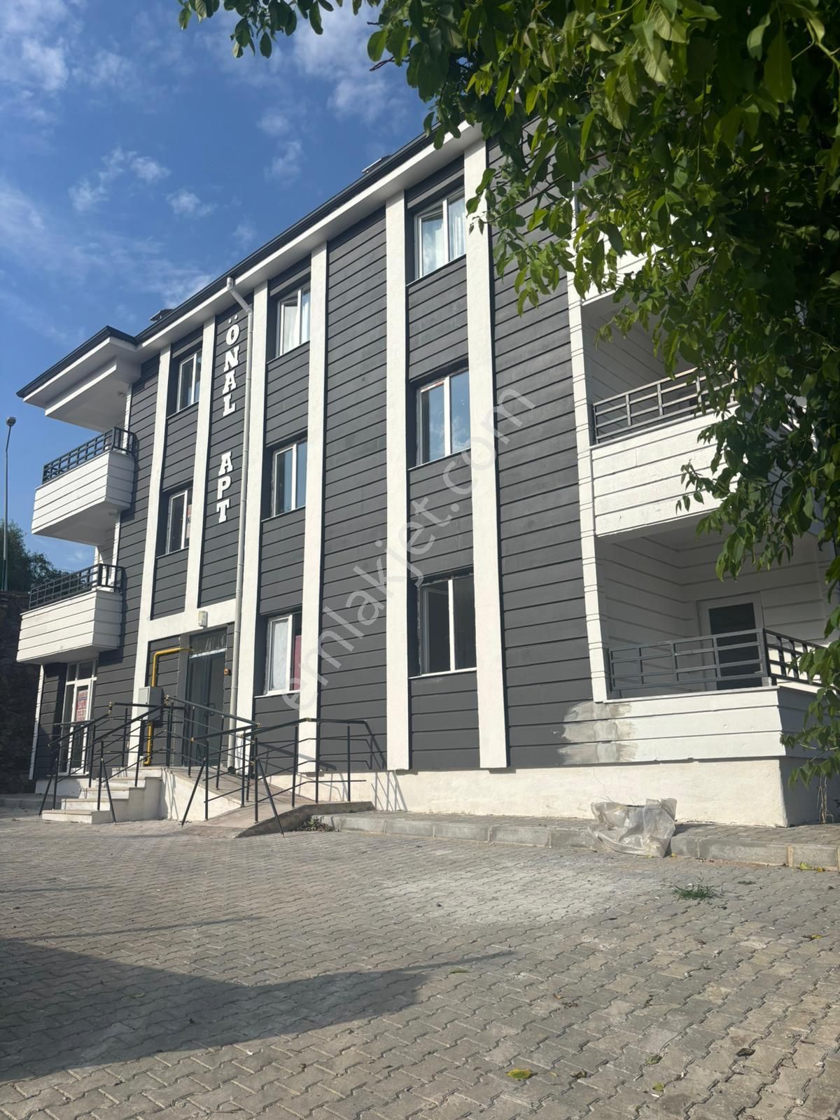 Epadan Önal Apartmanında Lüx Sıfır 2+1 Satlık Daire