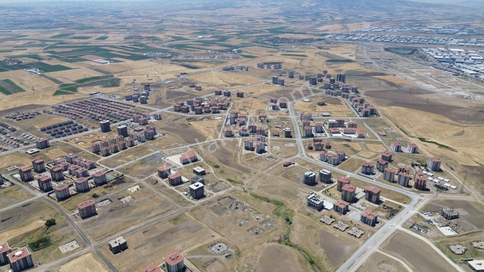 Alcı Mah.. Daire Getirili, Acil Satılık İmarlı Arsa