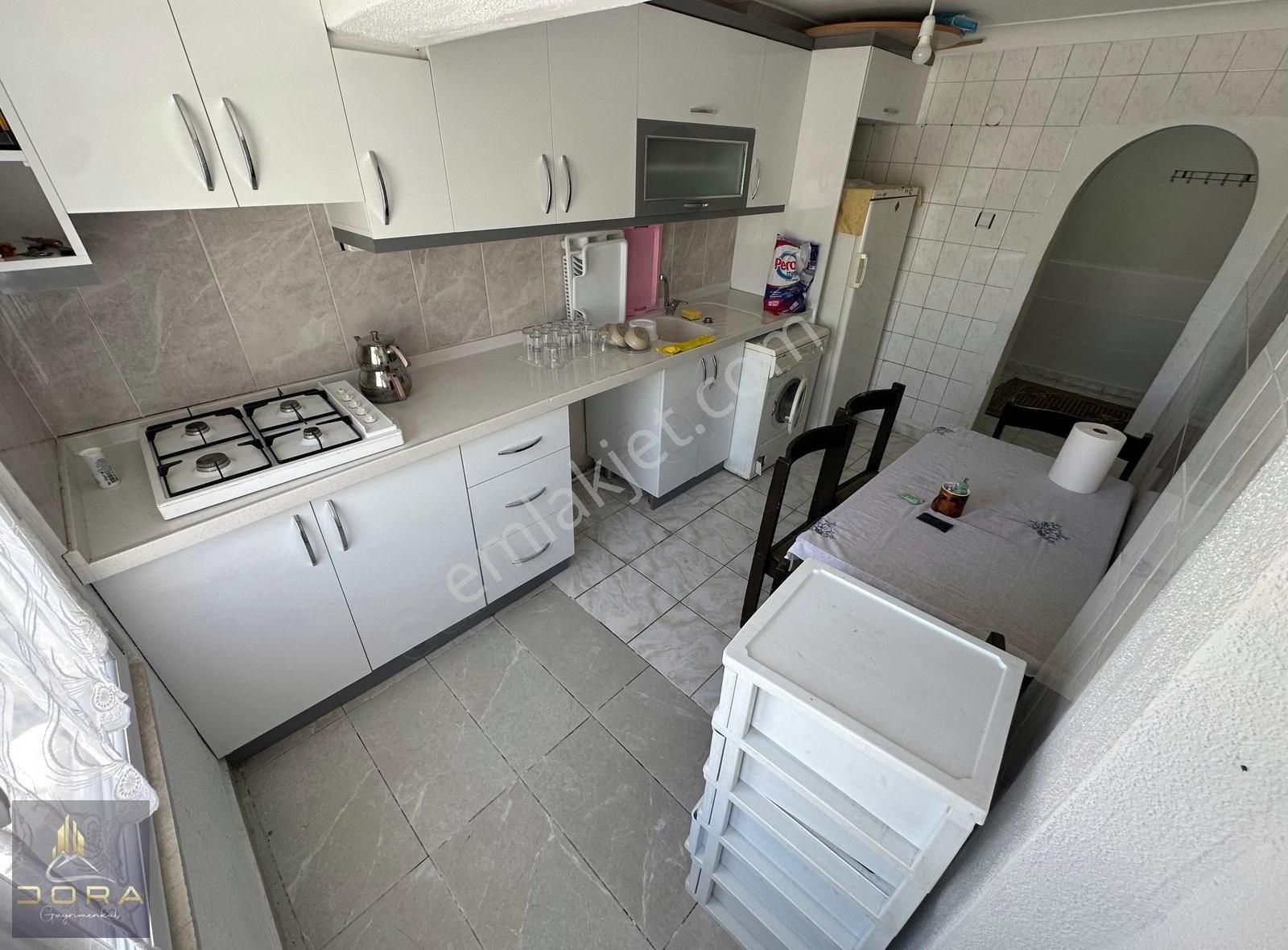 Dora Dan Müstakil Tadında Geniş Bahçeli Denize 150 Mt 2+1 Daire