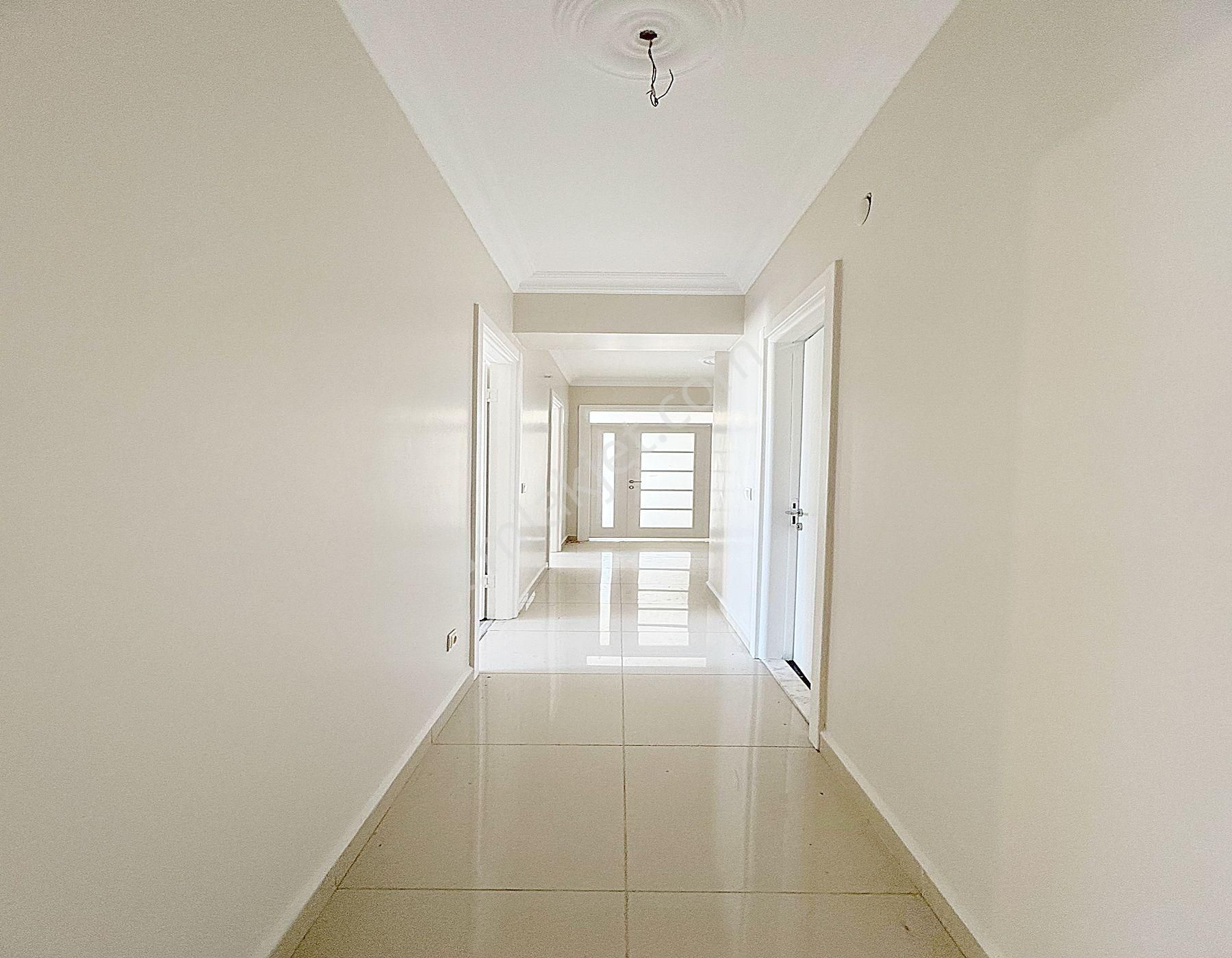 Metrobüse Yakın Full Konsept Site İçersinde Genış M2 Satılık 3+1 - Görsel 11