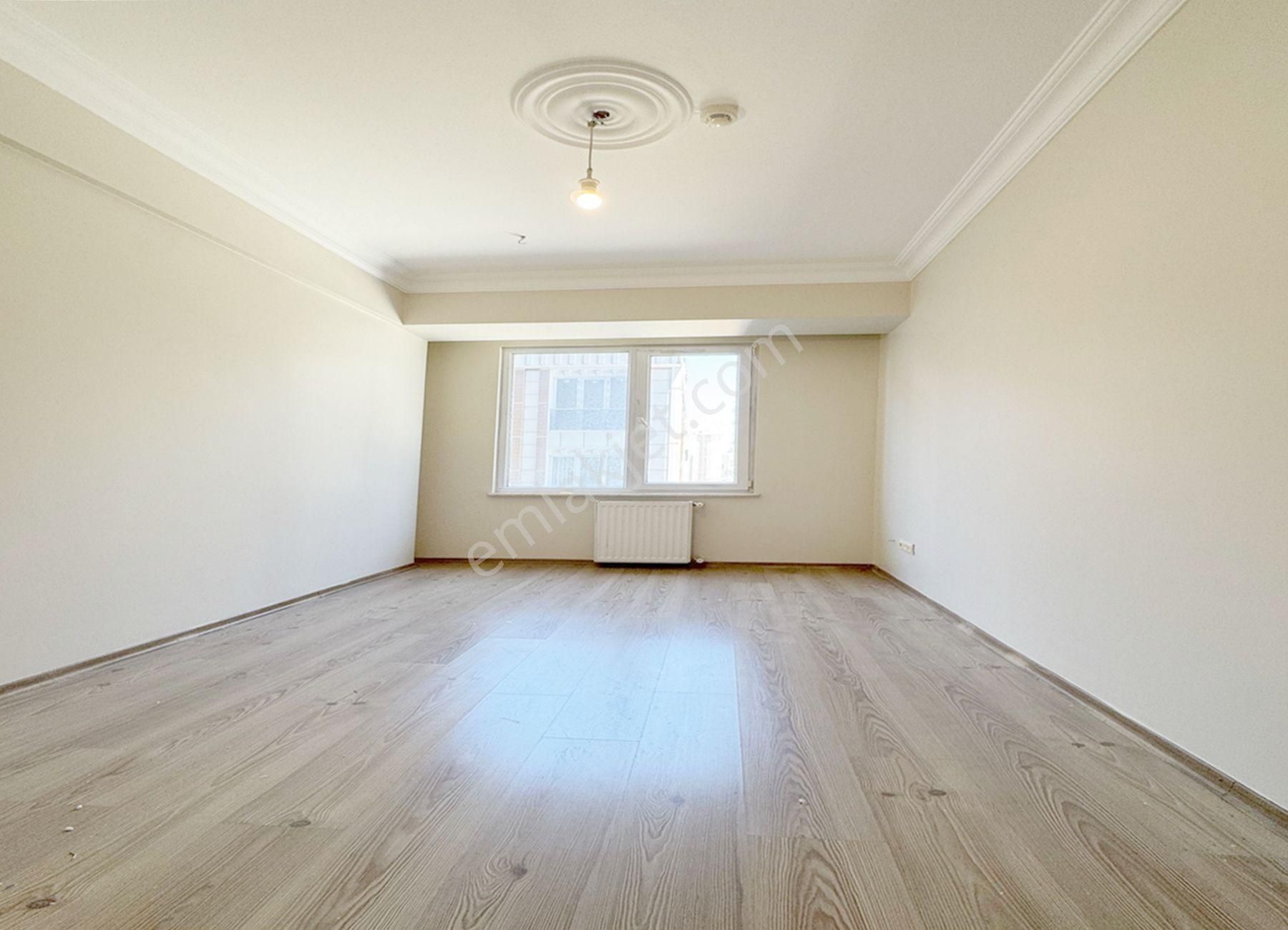 Metrobüse Yakın Full Konsept Site İçersinde Genış M2 Satılık 3+1 - Görsel 6