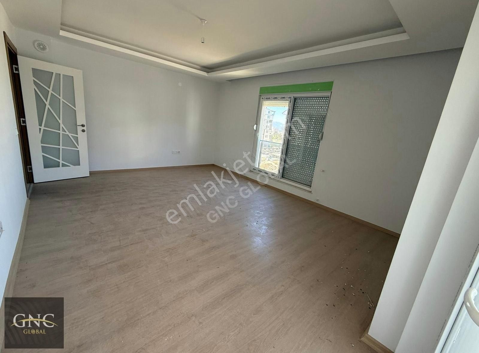 Şehir Hastanesi Yakını Ara Katta Asansörlü Geniş 3+1 Daire