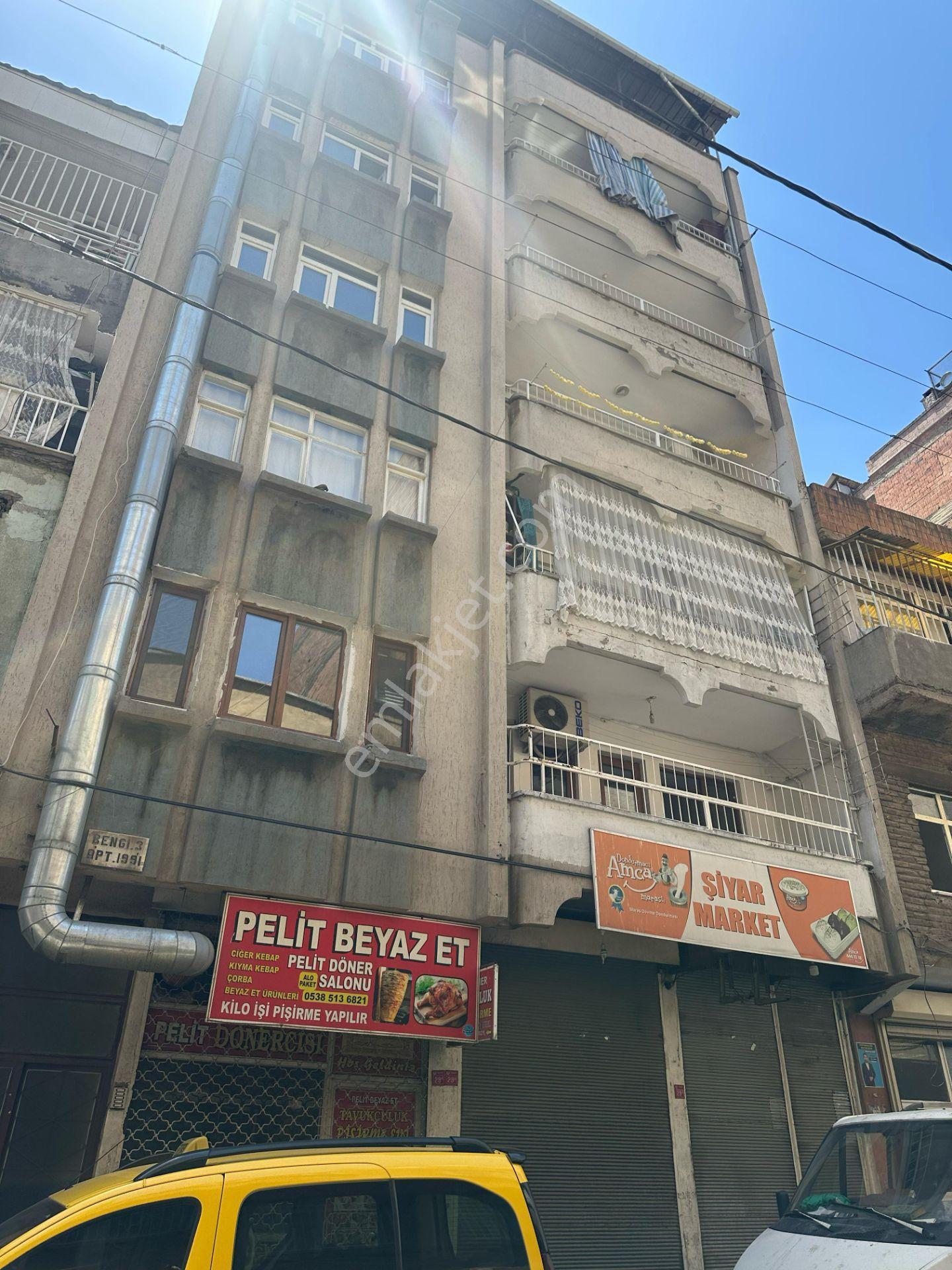 Bağlar Fatih Camii Yanında 3+1 Fırsat Daire - Görsel 25