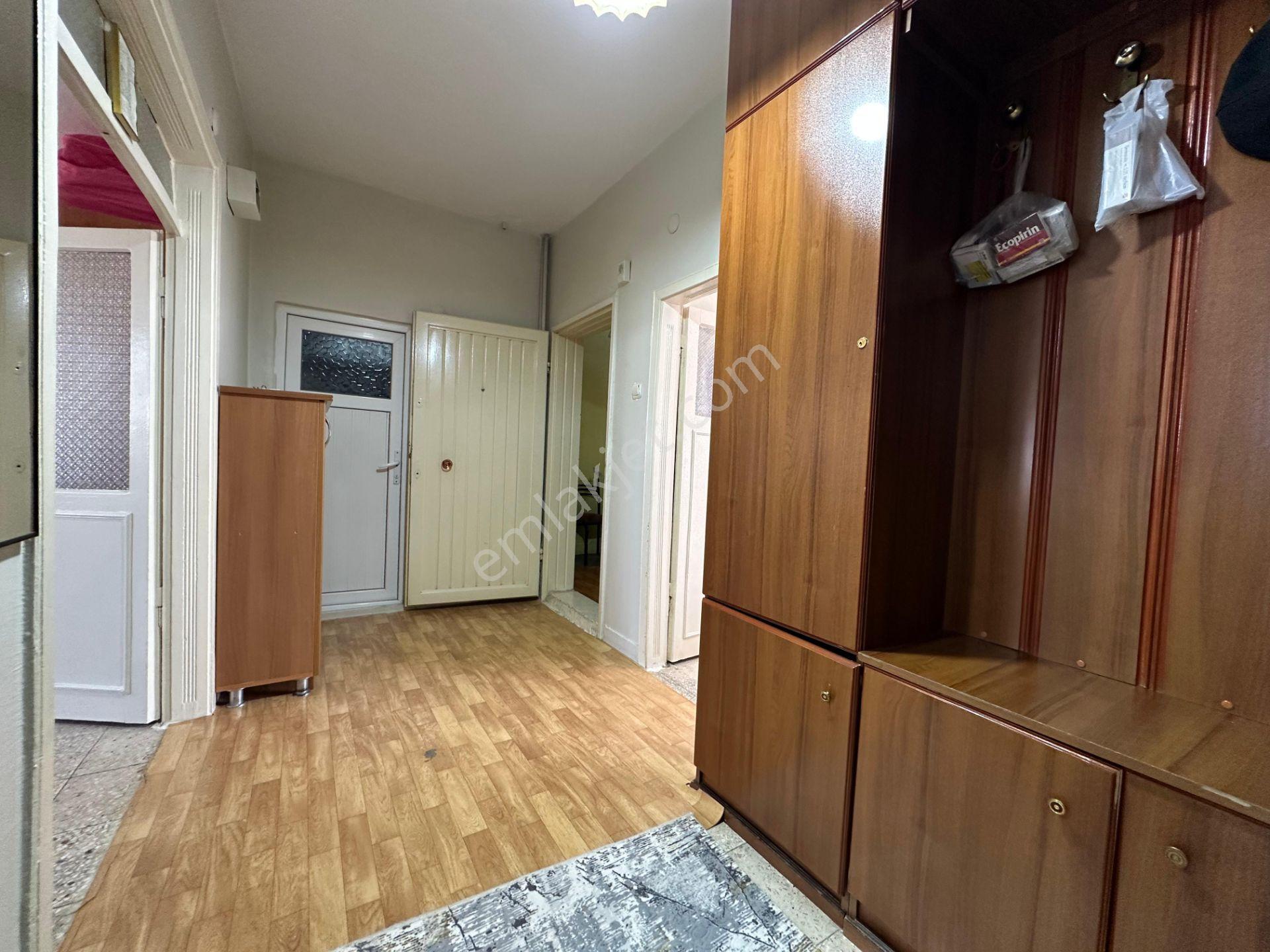 Bağlar Fatih Camii Yanında 3+1 Fırsat Daire - Görsel 17