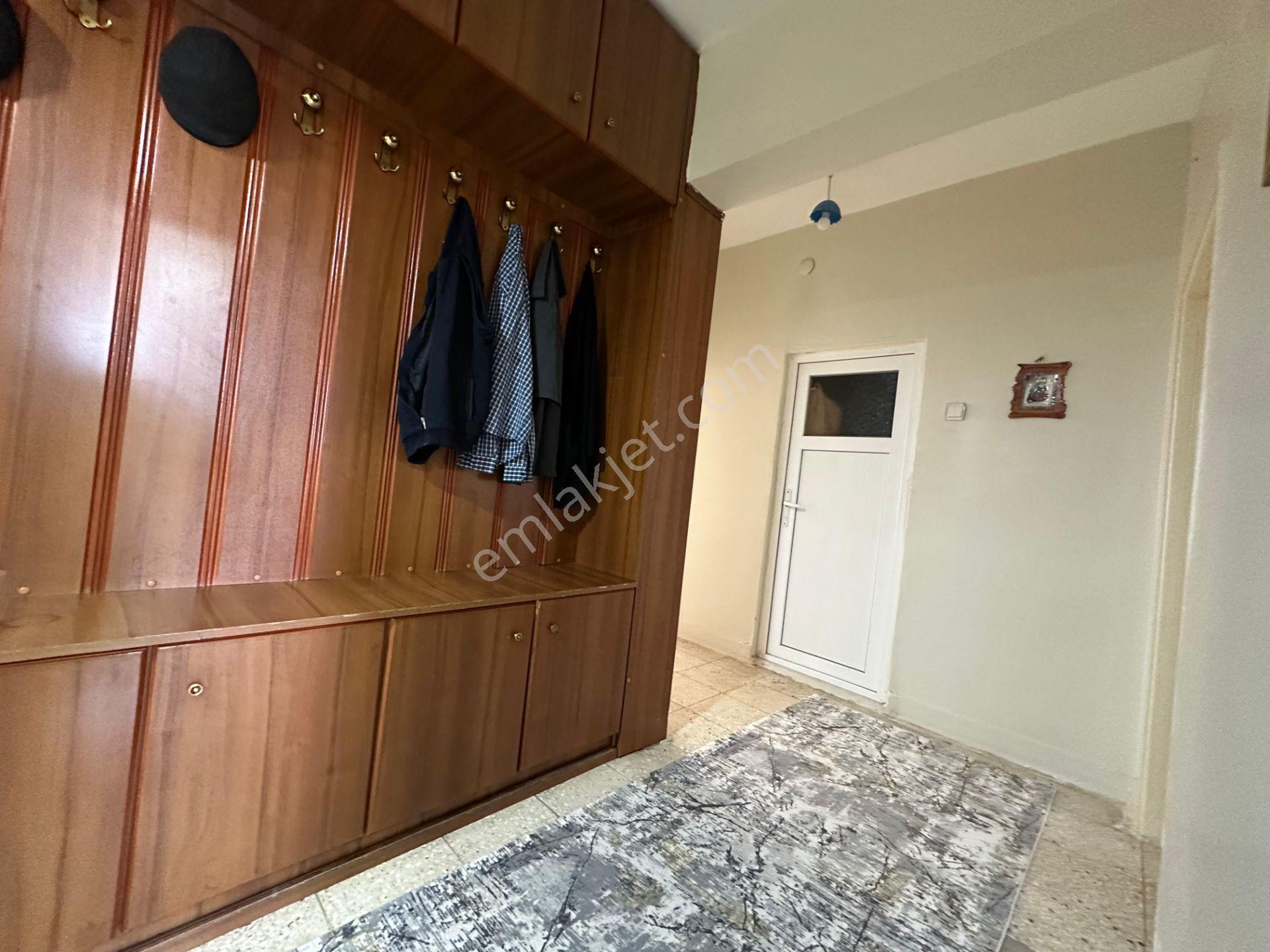 Bağlar Fatih Camii Yanında 3+1 Fırsat Daire - Görsel 18