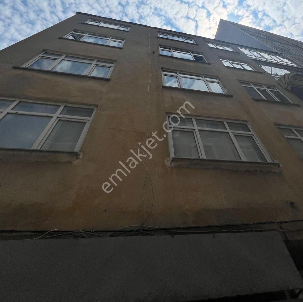 Evim-nur'dan Hürriyet Mh 2+1 Krediye Uygun Masraflı Daire