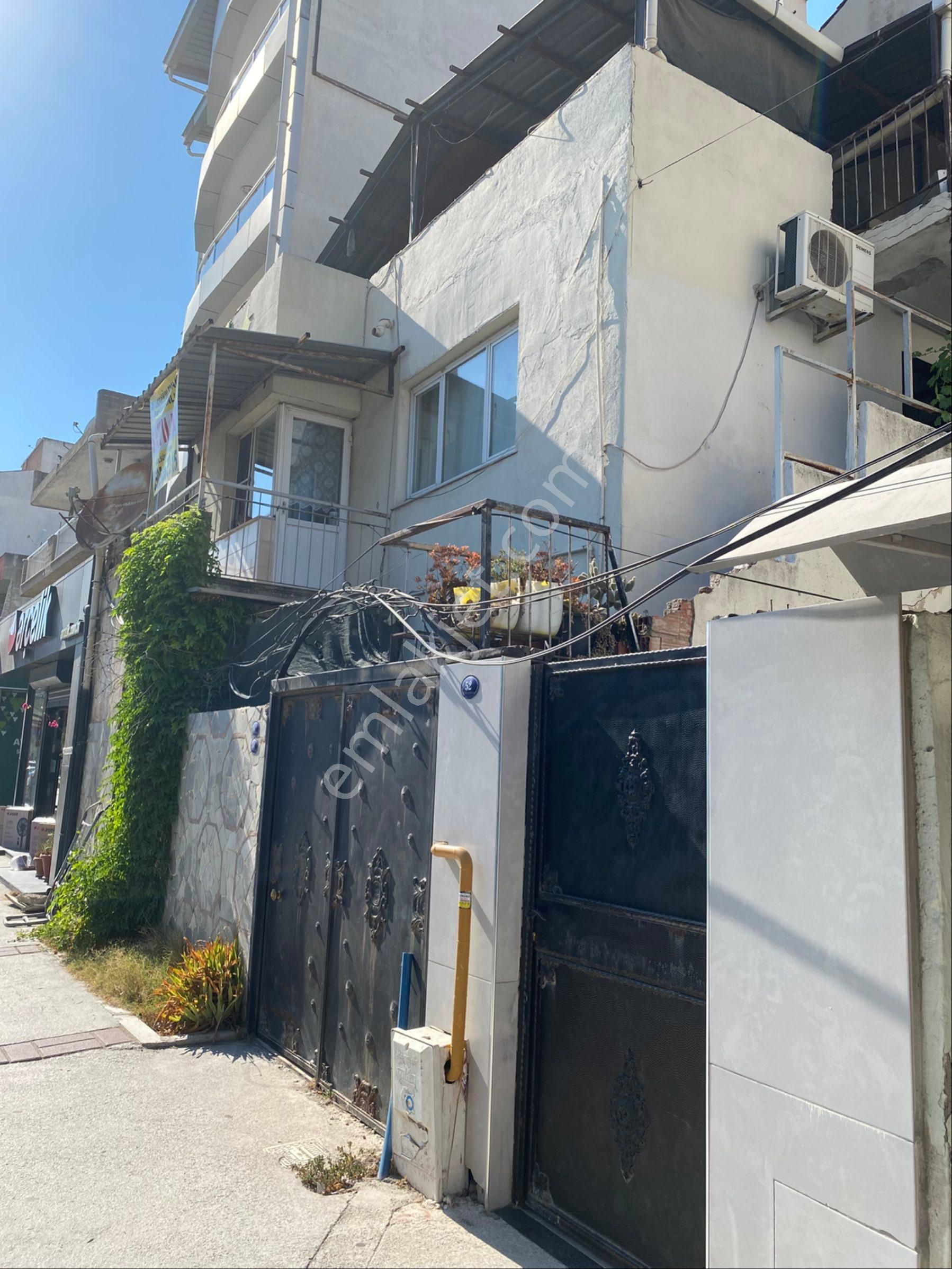 Çiğli Eski Havaalanı Caddesinde Satılık Bina - Görsel 4