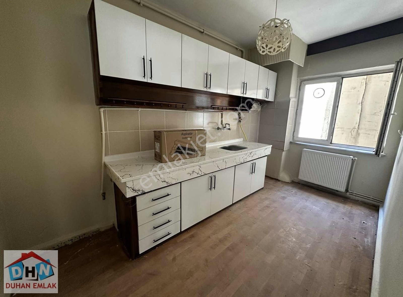 Duhan Emlak Dan Merkez De Ara Kat 2+1 Kiralık Daire