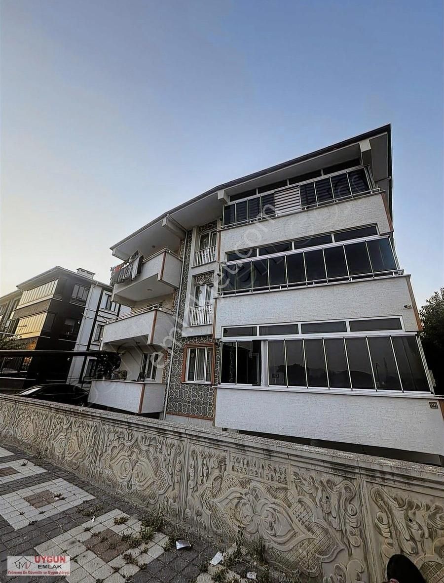 Kozluca Yolunda Kiralık 150 Metre Kare Daire