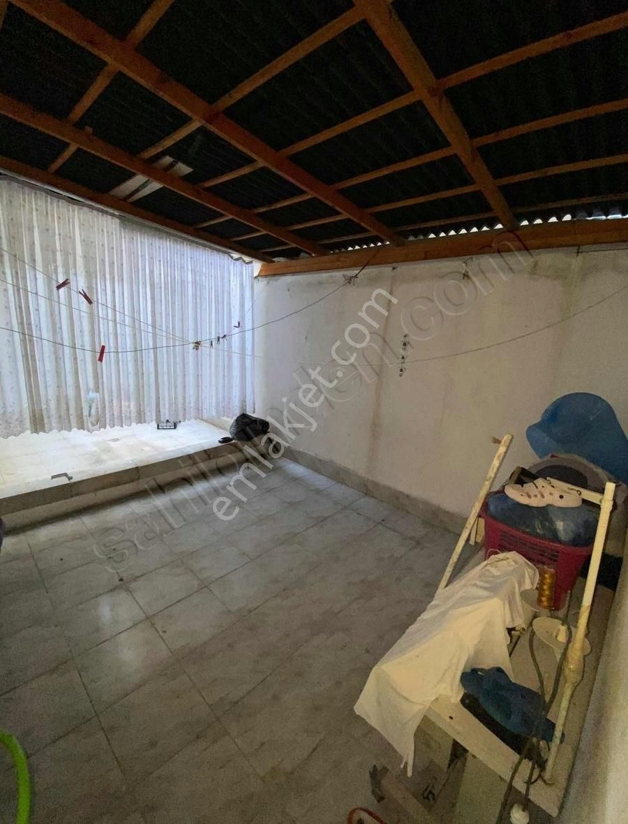 Re/max Gelişimden Metrobüse Yürüme Mesafesinde Eşyalı Kiralık