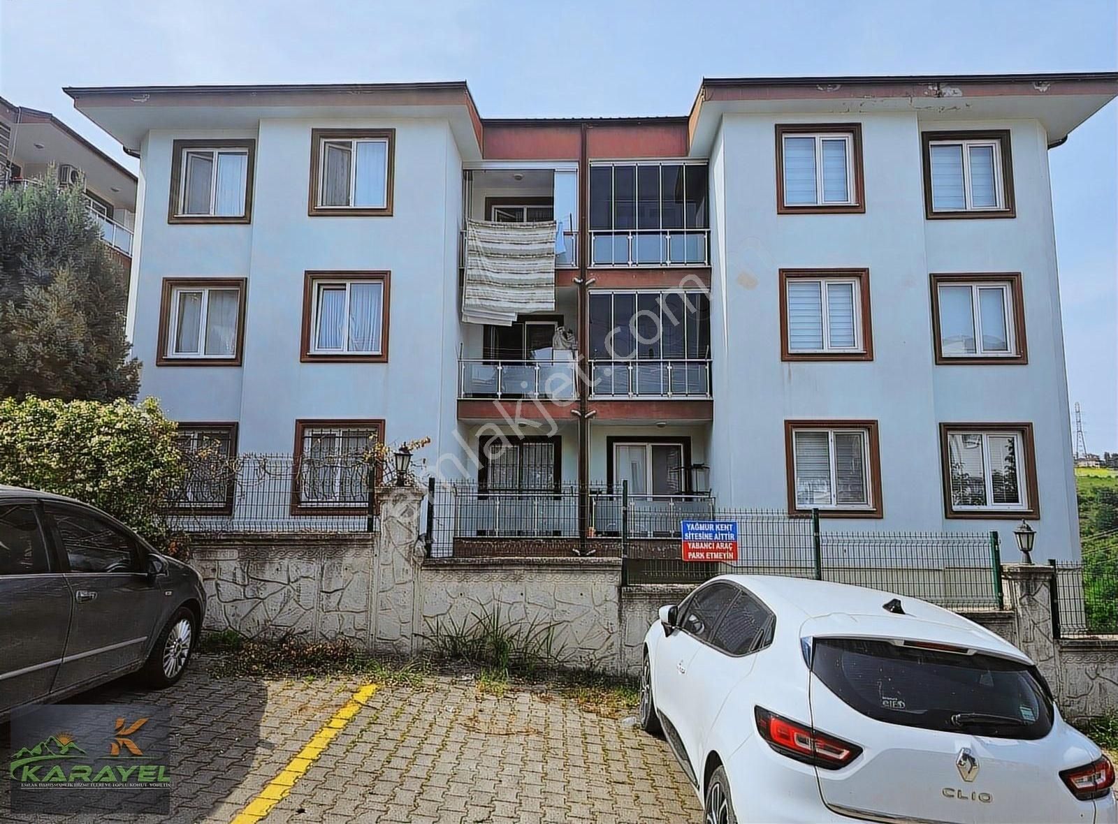Serdivan Beşköprüde Site İçi Satılık Arakat Bakımlı Daire