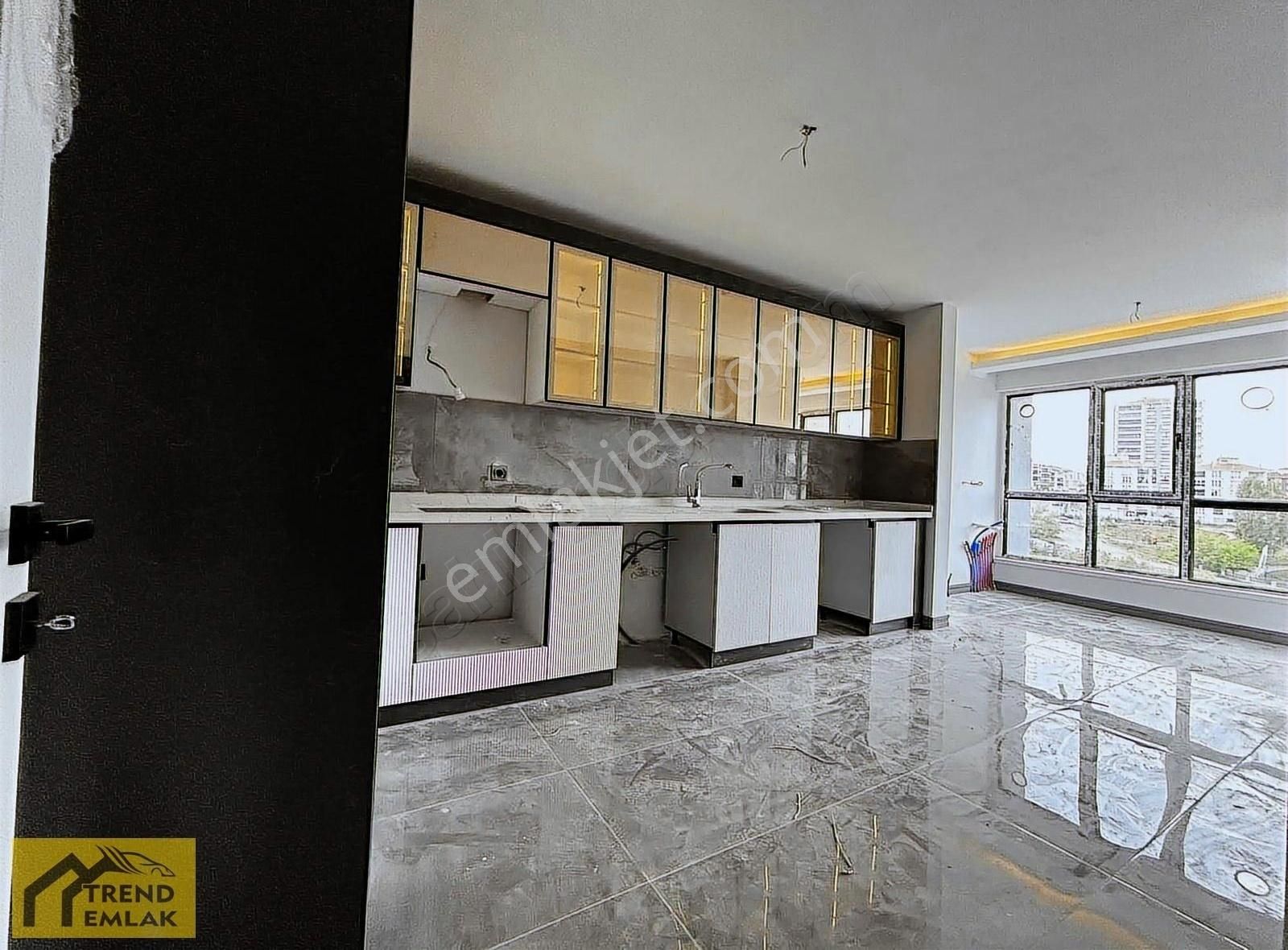 *lüx Güvenlikli Sitede Altınköy Manzaralı 4.kat Ön Cephe Sıfır*