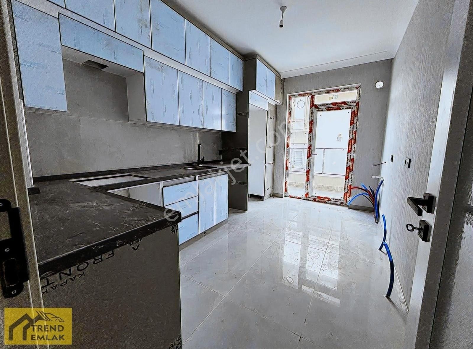 Trend'den Cadde Üzeri 3.kat Sıfır 2+1 Lüx Yapı***net 100m2
