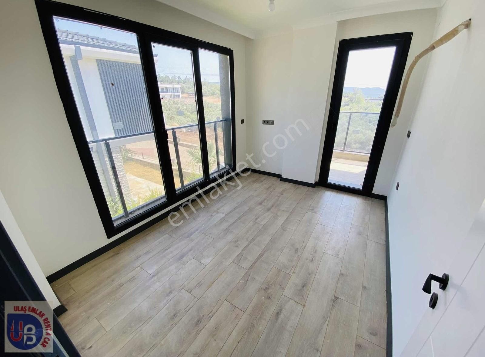 Didim Akbük'te Site İçerisinde Köşe Konum Son Kalan Villa - Görsel 25