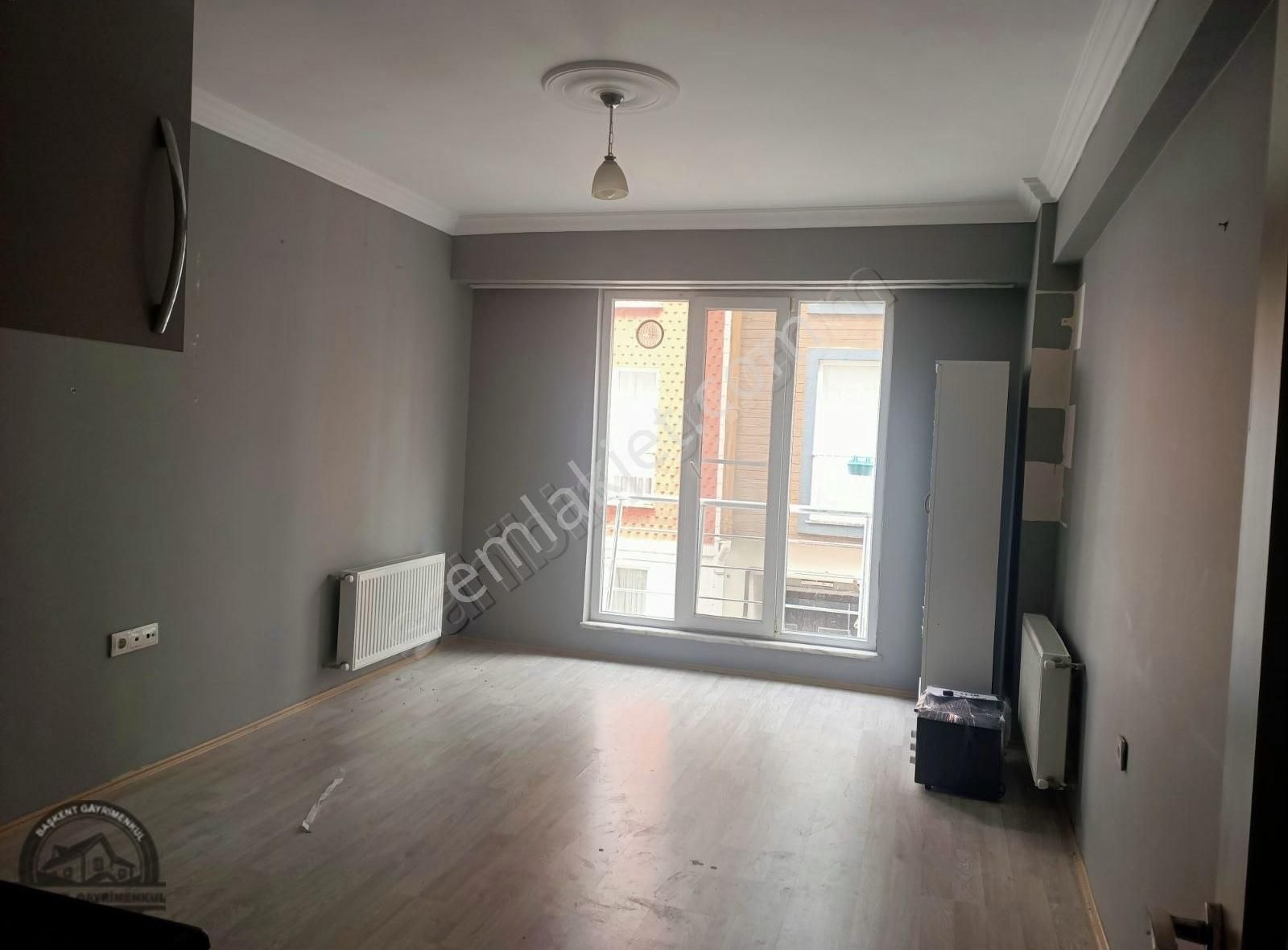 Barbaros İlköğretim Yanında Kiralık 1+1 Daire