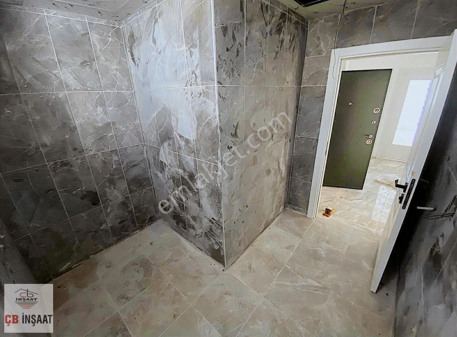 Çb'den Cumhuriyet Mah'de 2+1 80m2 Ön Cephe Sıfır Satılık 2.kat