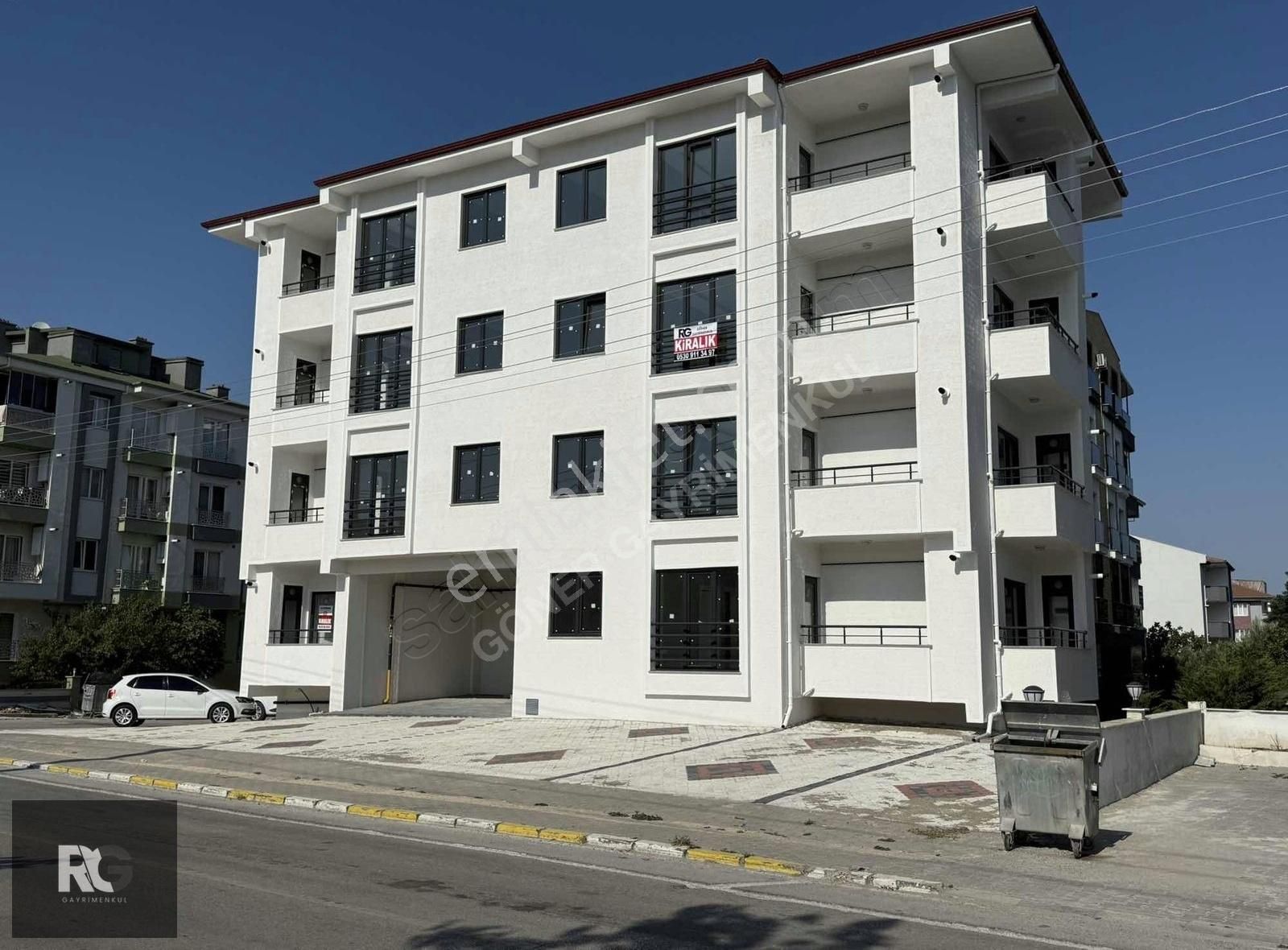 Gaziosmanpaşa'da İzmir Yolu Yakını Kiralık Arakat 1+1 Sıfırdaire