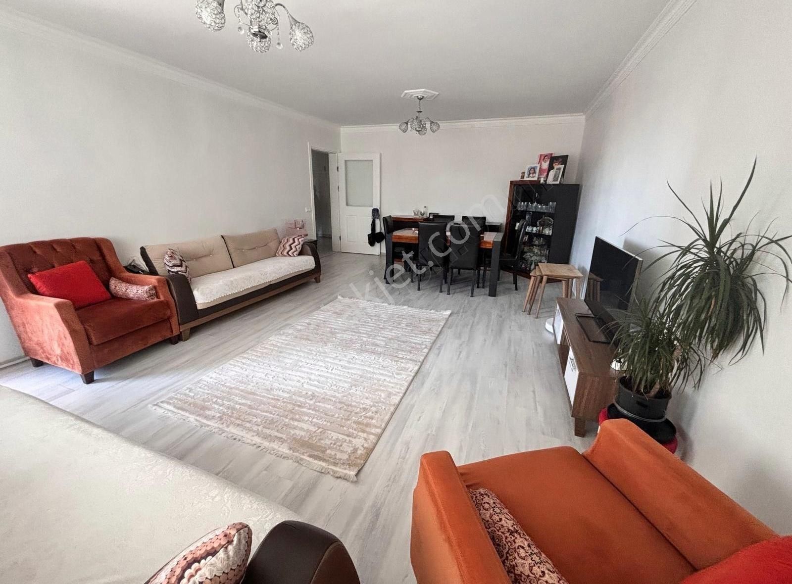 Burgazkent Toki Konutları, 3+1, 150m2, Satılık Daire!!