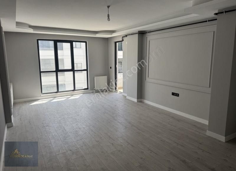 Yıldırım Emlak'tan Balaç Mahallesinde 3+1 Kiralık Daire 110m²