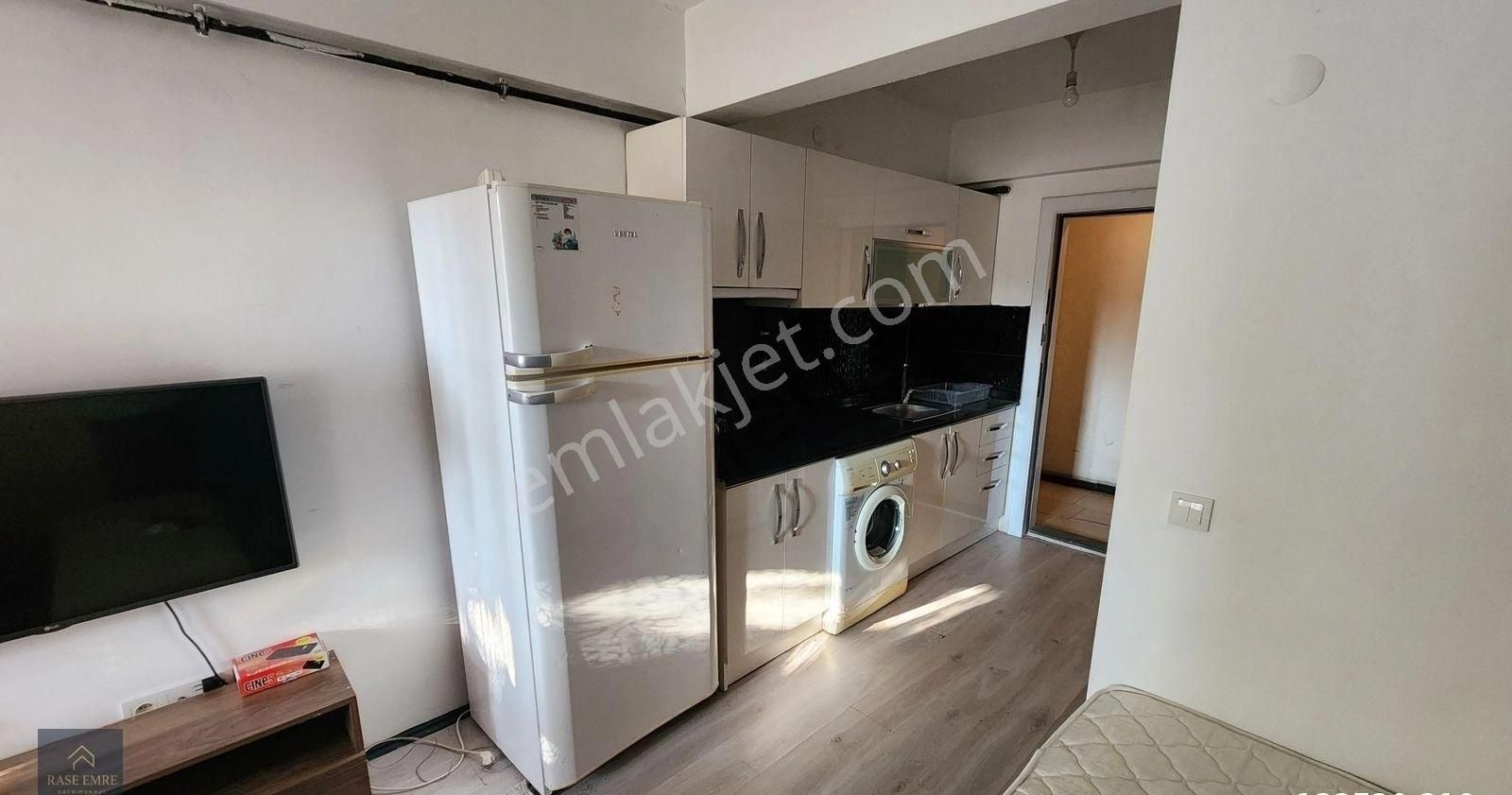 Edirne/ Merkez/ Çavuşbey Mahallesinde Satılık 1+0 Eşyalı Daire