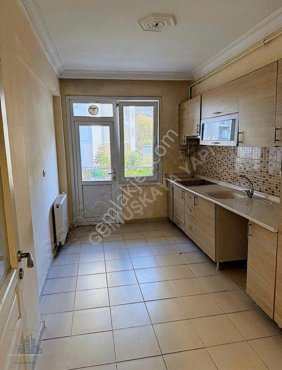 Yeşilhasbahçe Konakları / 3+1 145 M2 / Çift Balkonlu Ferah Daire